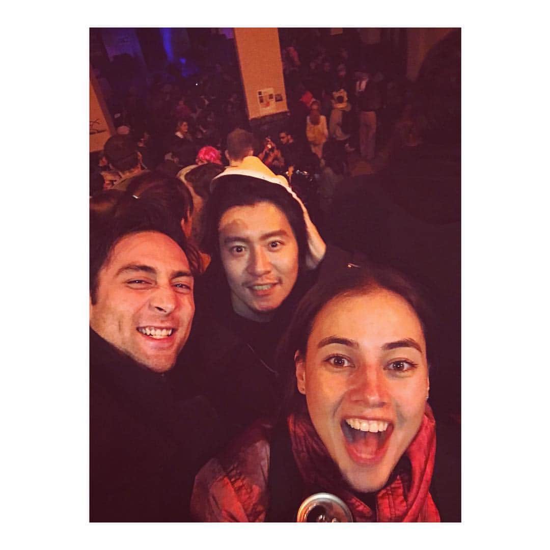 中井ノエミのインスタグラム：「🎬👯‍♀️Day 10, set life with the fam🎪🤡 . . . #filming #stillnosleep #feeltheburn #fam #half #shooting #movie #setlife #backstage #actor #actress #eurasian #paris #france #rave #beauxarts #director」