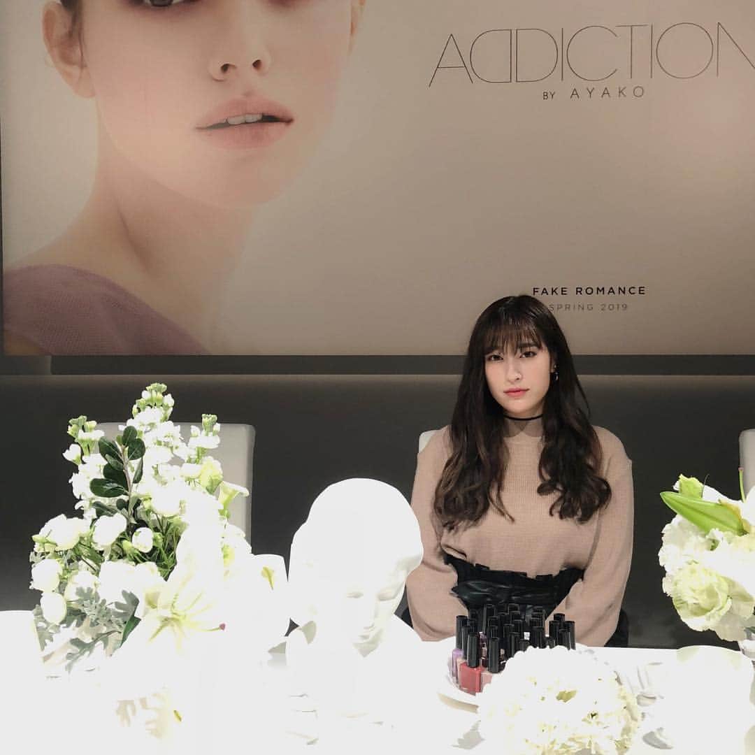 平田梨奈さんのインスタグラム写真 - (平田梨奈Instagram)「💄🖤 #addiction #make #2019springcollection」11月10日 0時04分 - hirari_official