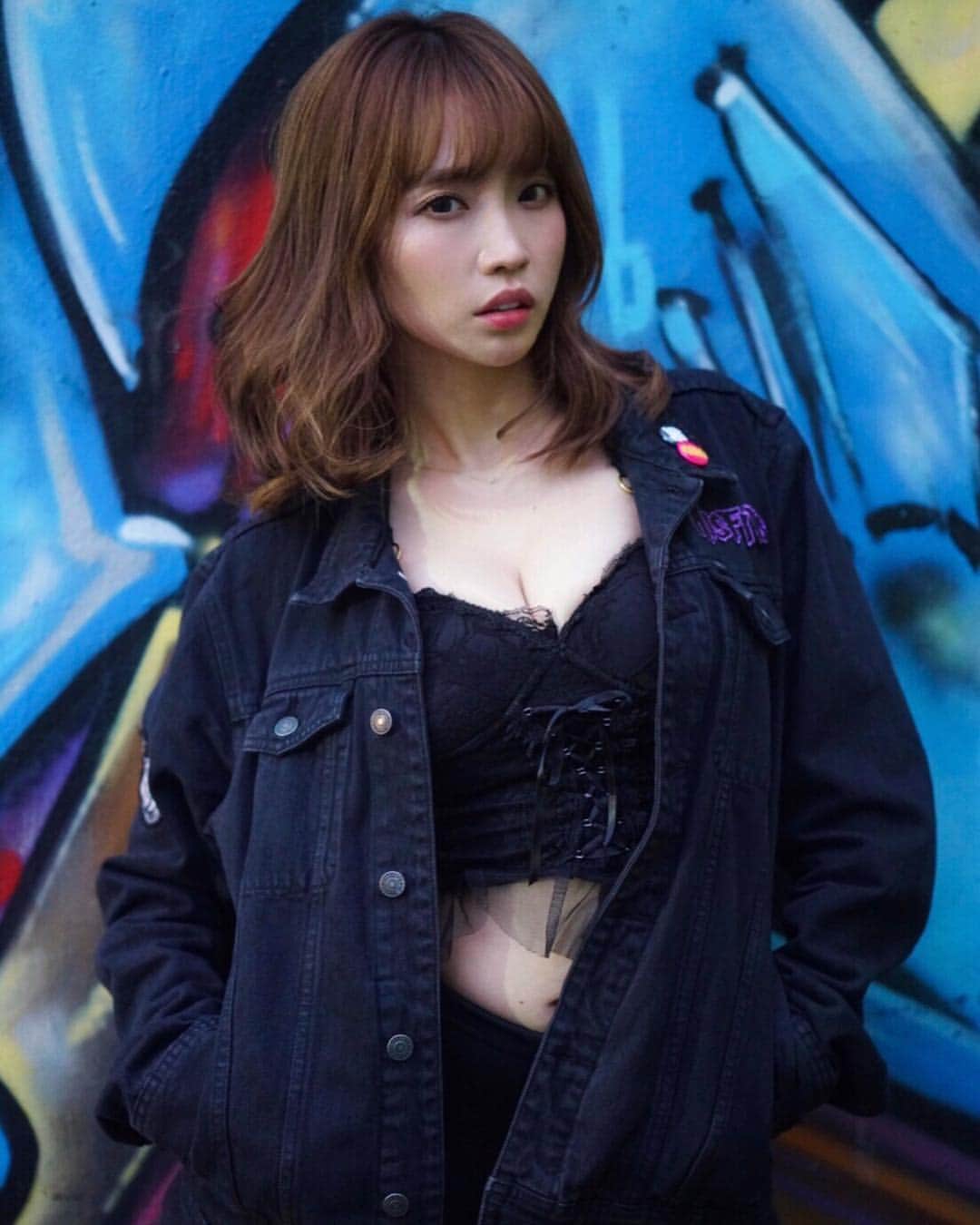 のインスタグラム：「fashion is art 💕 photography by @jerrycoriaa #streetfashionstyle #la #lalive #model #modeling #toliveanddieinla #photography #jerrycoria #fashionnova #fashionblogger #fashionlover #losangeles #love #style #styleblogger #japanesegirl #nightphotography #angelcitybrewery #october  #swag #styleoftheday #fashionistas #fashionista #fashionlovers #fashiongoals  #akihori #堀アキ」