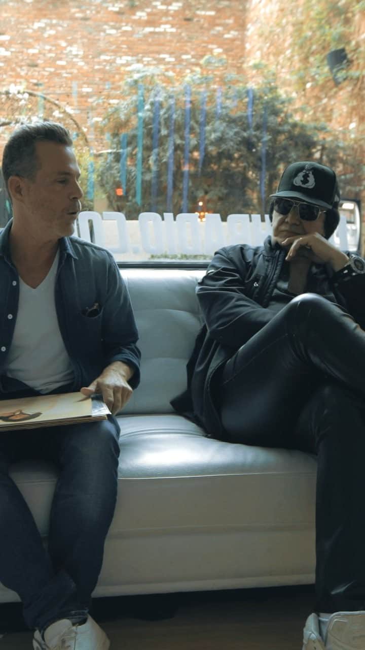 のインスタグラム：「Gene Simmons of Kiss sits down w us」