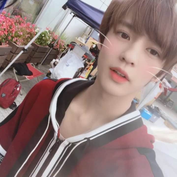 奥野壮のインスタグラム：「久しぶりに李光人くんと会った  #テスト #よーい #あいっ  #気にしないで撮ってたけど #タイミングバッチリ」