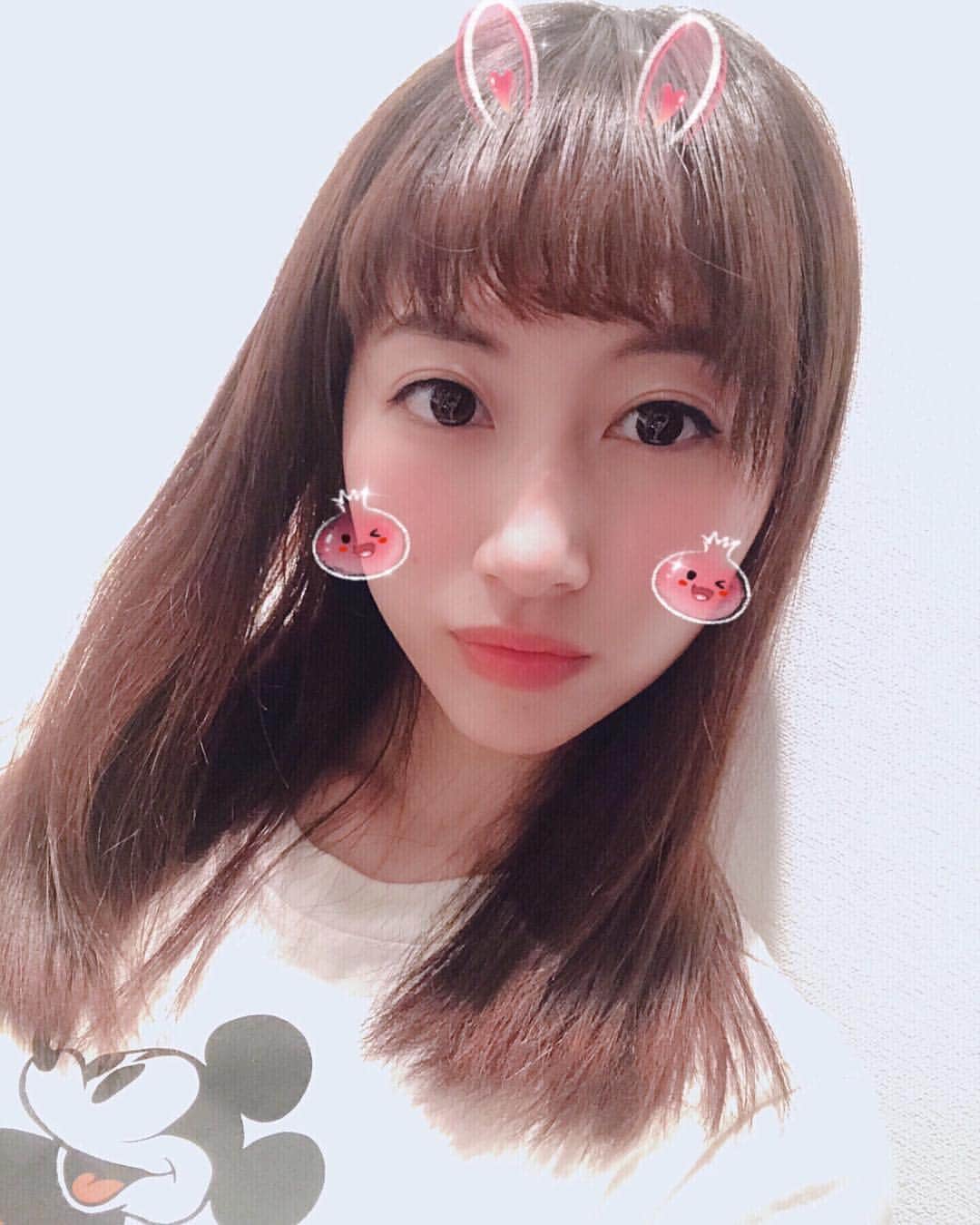 hirokoのインスタグラム：「日々たくさん深呼吸できています🐰💖･:*+.\(( °ω° ))/.:+🎶でもあたまぱんぱんでポップコーンになりそうです。。🍿#準備 #は #大変 #だけど #出来た時 #の #達成感 #たら #たまんないのよ #♪」