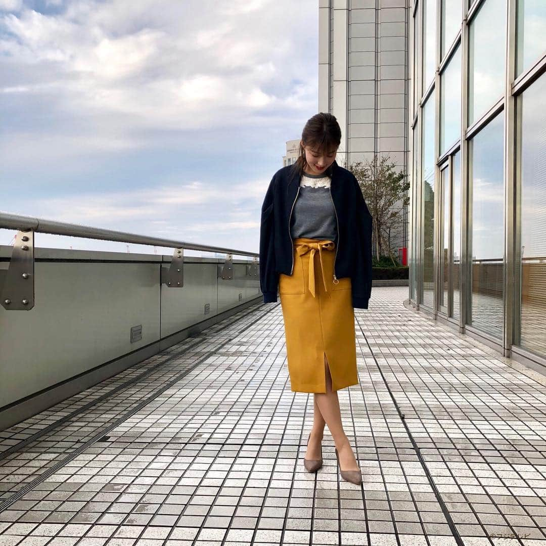 フジテレビ「めざましテレビ」さんのインスタグラム写真 - (フジテレビ「めざましテレビ」Instagram)「10月17日（水）きょう何着て行く？ ・ ファッション雑誌CanCamとコラボした お天気コーナー「きょう何着て行く？」 阿部華也子ちゃんの毎日のコーデを紹介♪ ・ 【きょうのコーデ】 ブルゾン→#REDYAZEL 1万2000円 ニット→#PROPORTIONBODYDRESSING 7400円 スカート→#MEW’SREFINEDCLOTHES 7900円 靴→#EVOL 7900円 ・ 【コーデのポイント】 秋らしいマスタードカラーのタイトスカートは 胸元がレースになったニットを合わせて 美人見えを狙いました☺️ ゆるっと着られるオーバーサイズのブルボン を羽織って今っぽさを漂わせて👗 ・ #めざましテレビ #きょう何着て行く？ #阿部華也子 #今日のコーデ#コーデ #CanCam #今日のファッション#ootd #きょう何着て行く？は月〜金朝6時22分ごろ放送！」10月18日 0時18分 - mezamashi.tv