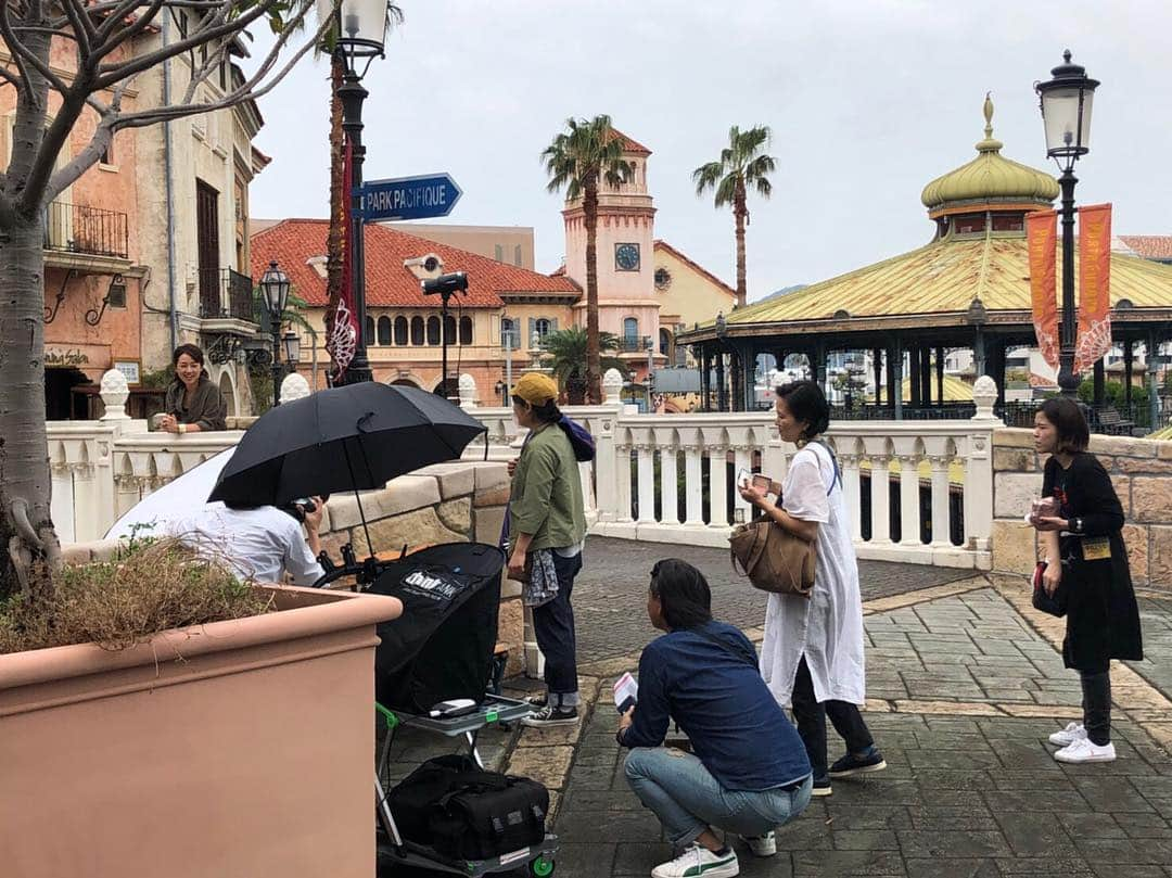 彼方茜香さんのインスタグラム写真 - (彼方茜香Instagram)「完成間近♥ 彼方茜香カレンダー2019！今回はリングタイプの縦型になる予定です☆ テーマは新たなせり〜ん♪ちょっと大人っぽい雰囲気の仕上がりになりそうです♪水着ショットが筋肉ムキムキみたいに見えるから心配（笑） #もう水着は無理だって #どアップもやばいって #スチールに不慣れな私 #彼方茜香カレンダー #2019カレンダー #舞台裏 #常に脚立と一緒」10月18日 12時21分 - serikaochikata