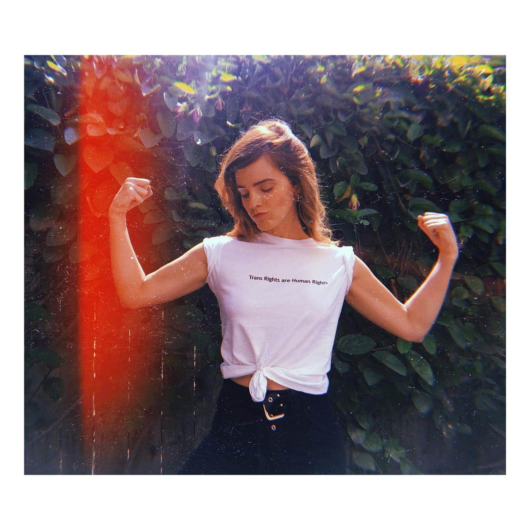 のインスタグラム：「💖✊🏻 @stonewalluk @mermaidsgender @genderedintelligence」
