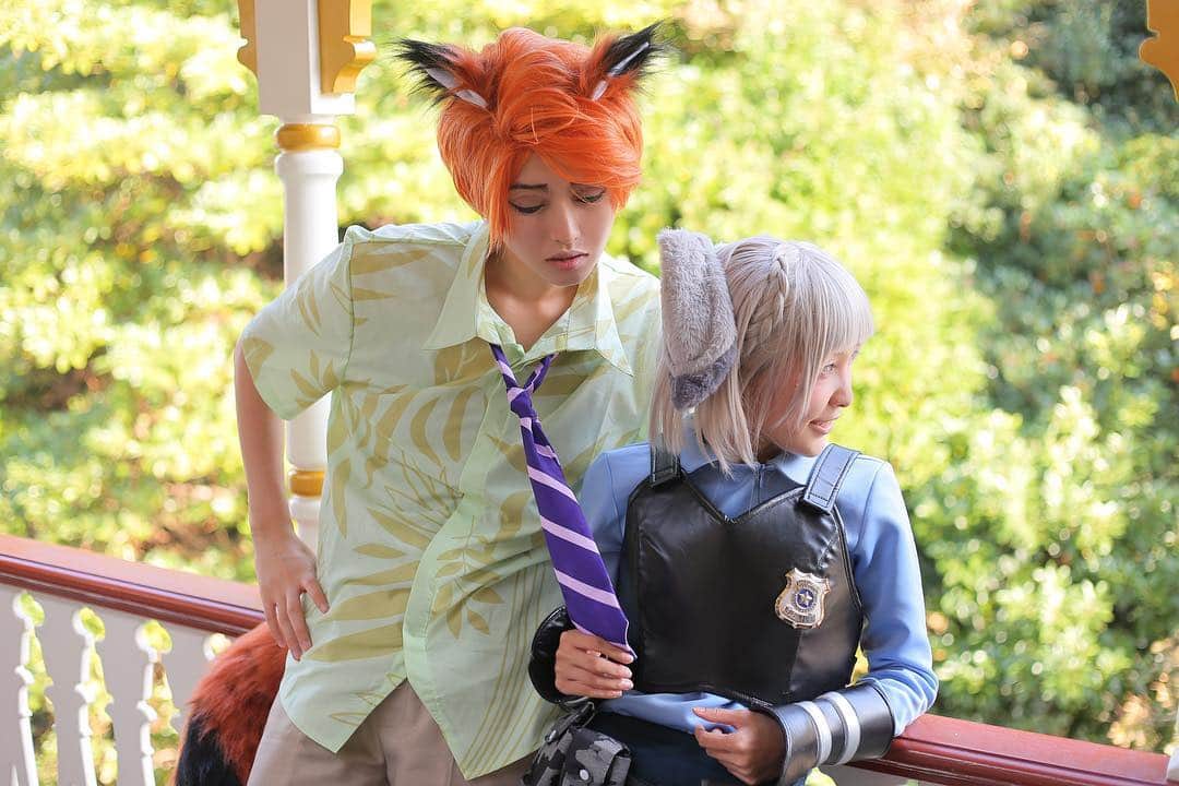 一色華月のインスタグラム：「ニックジュディ🐰🦊❤️ #japanese #japan #コスプレ #コスプレイヤー #cosplay #cosplayer #model #モデル #被写体 #comics #anime #game #漫画 #アニメ #ゲーム #カメラマンさんと繋がりたい #コスプレイヤーさんと繋がりたい #disney #disneyland  #ディズニー #ディズニーランド #Dハロ #ズートピア #ニック #zootopia」