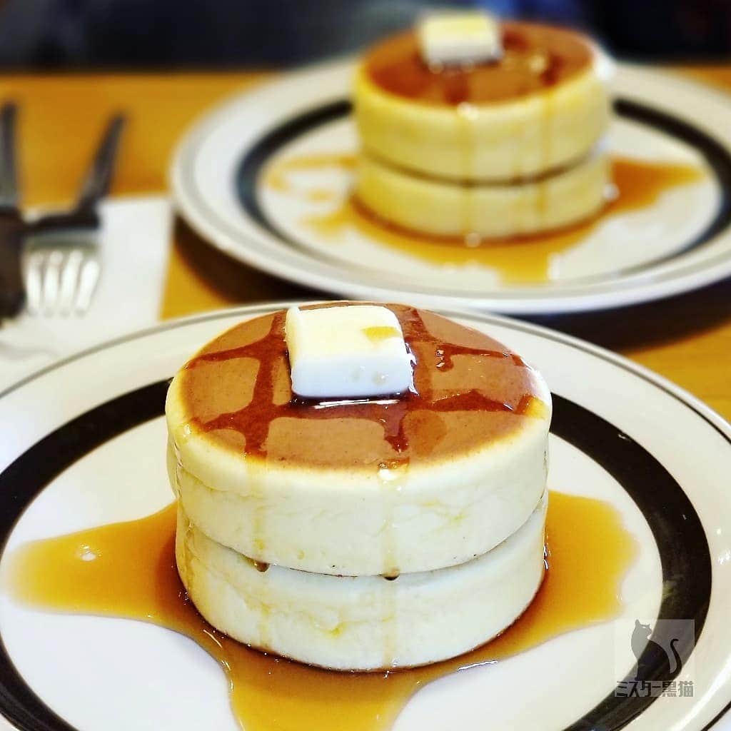 ミスター黒猫（黒猫仙人）のグルメインスタ