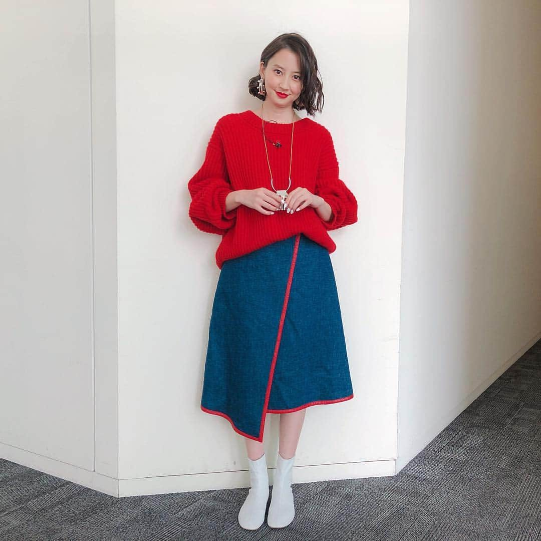 河北麻友子さんのインスタグラム写真 - (河北麻友子Instagram)「FASHION  OUTFIT: Acne Studios EARRINGS&NECKLACE: THE Dallas #FASHION #衣装」10月19日 23時10分 - mayukokawakitaofficial