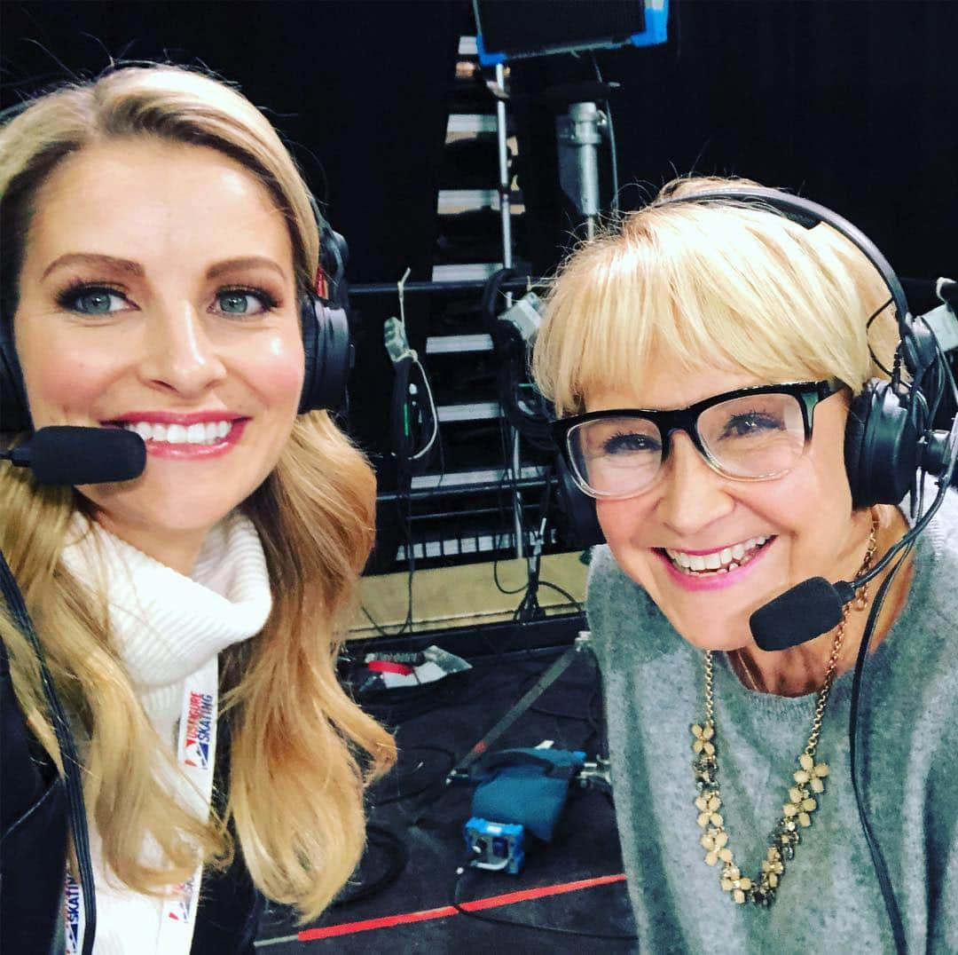 タニス・ベルビンのインスタグラム：「The 2018 @isufigureskating Grand Prix is about to begin here in Everett! @andijoyce and I have the call for the Pairs SP on @nbcsportsgold LIVE」