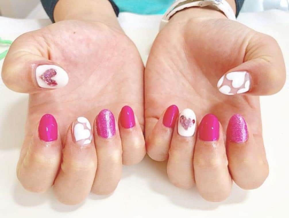 宮川杏奈さんのインスタグラム写真 - (宮川杏奈Instagram)「Nail Space Pono(ネイルスペースポノ)💅💕 . 同級生のお店がオープンしました🎉 場所はイトーヨーカドー直江津店(エルマール内)です‼️ . 私の紹介や私のInstagramを見てと 予約して頂ければ… なんと全メニュー50%オフです😂💓 そうです！半額になります💯💯💯 . ※このキャンペーンは 11月いっぱいとなりますので ご予約はお早めに😊💗 . また気になる事や質問がありましたら メッセージをください🍀 お答えできる範囲でお答えします🙌🏽 . 予約電話番号 電話 090-2143-9493 Nail Space Pono. (松苗) . #まどっちネイル #ネイルサロン #ネイリスト検定1級  #ネイル #ネイルケア #ネイルスペースポノ #開店祝い  #開店キャンペーン #nailspace_pono #nail #nailstagram  #nailcare」10月20日 16時43分 - an1221na