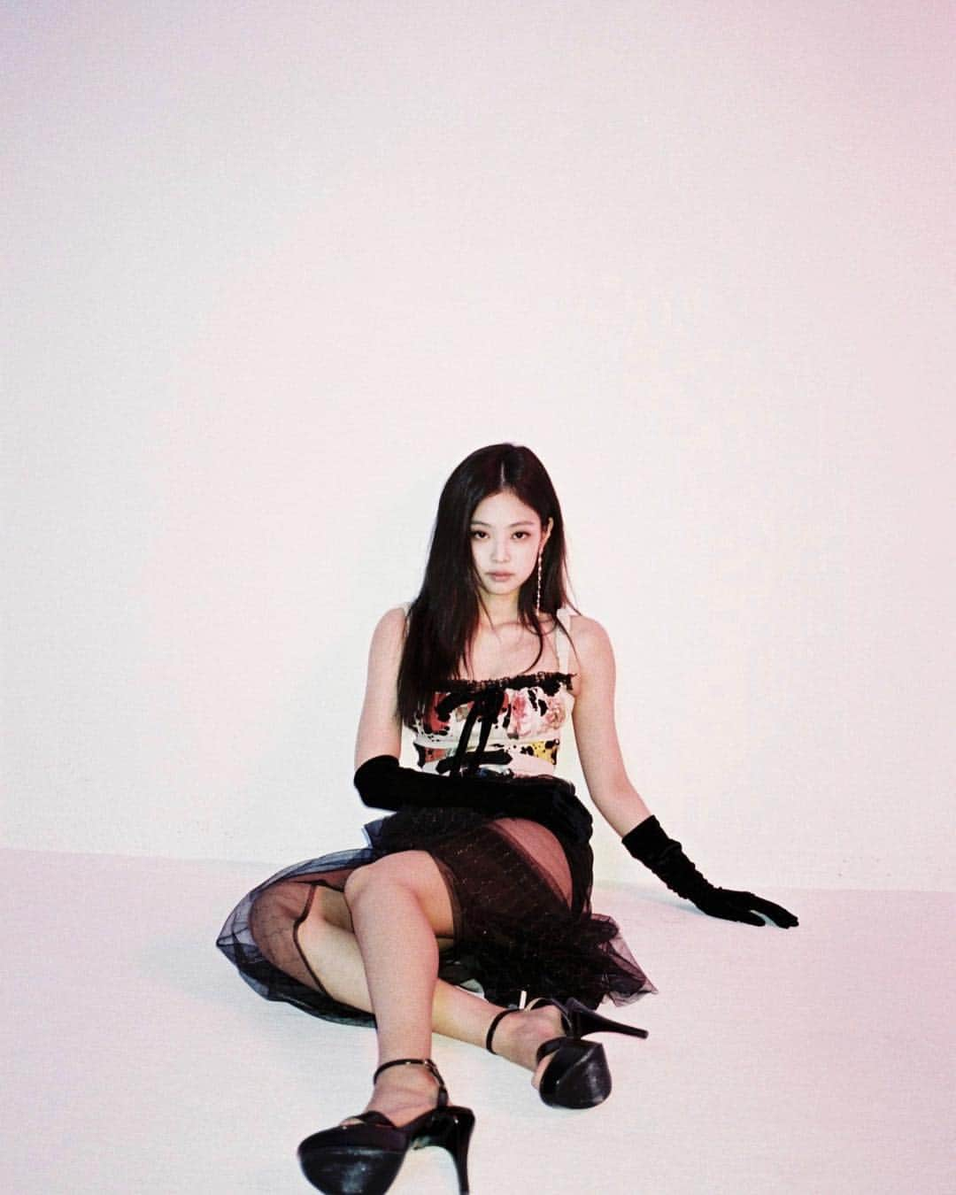 ジェニーさんのインスタグラム写真 - (ジェニーInstagram)「#contaxt3」10月20日 17時03分 - jennierubyjane