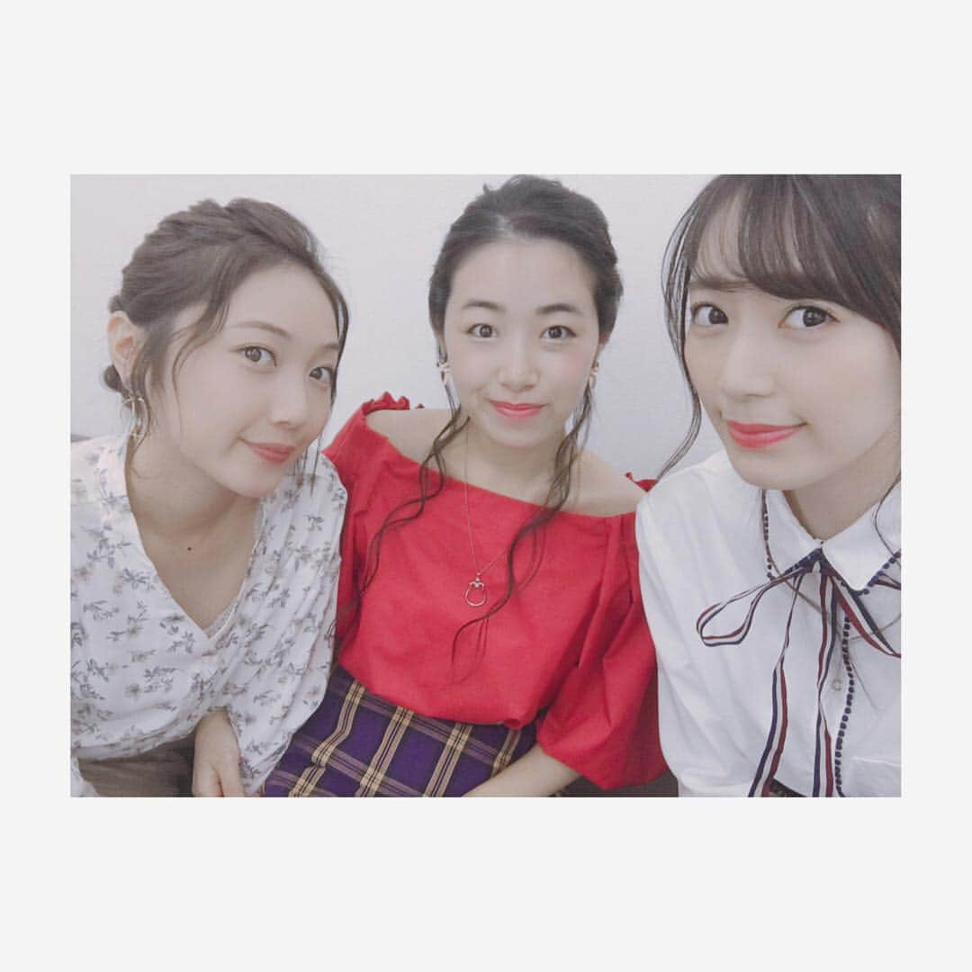 松井咲子さんのインスタグラム写真 - (松井咲子Instagram)「いまたま見てくれた方 ありがとうございました〜！ . 今日はスタジオに羽生市のゆるキャラ、ムジナもんが来てくれたよかわいいね🐻🍃 . 後日YouTubeにもあがると思いますので埼玉県以外の方もぜひ〜☝︎過去の放送分はあがってます！ . なかよし女子メンバー🎀 . #埼玉 #テレ玉 #いまたま #ムジナもん」10月20日 17時19分 - sakiko___official