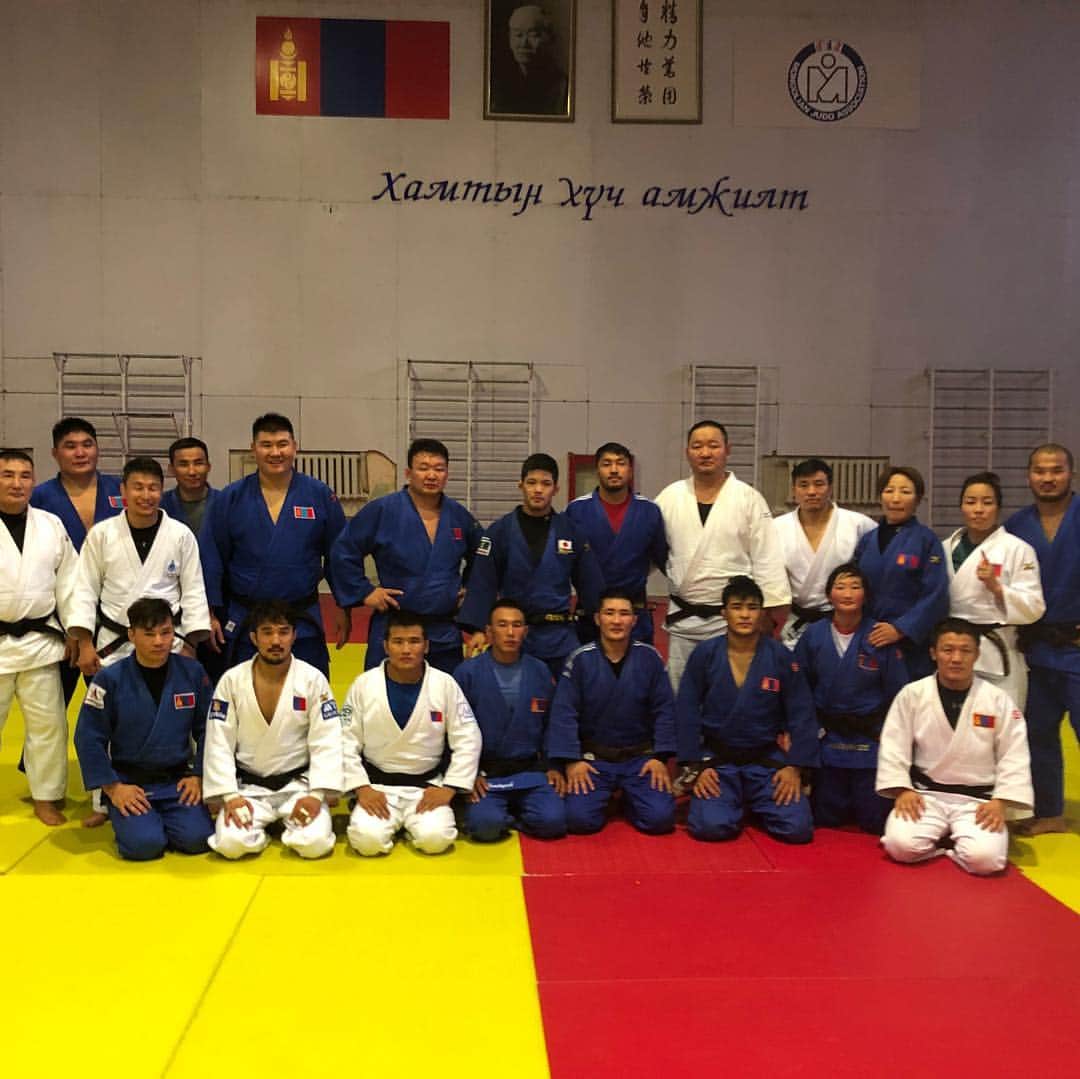 のインスタグラム：「mongol national judo team🇲🇳 good training👌 #judo#mongol#national#team#training#camp」