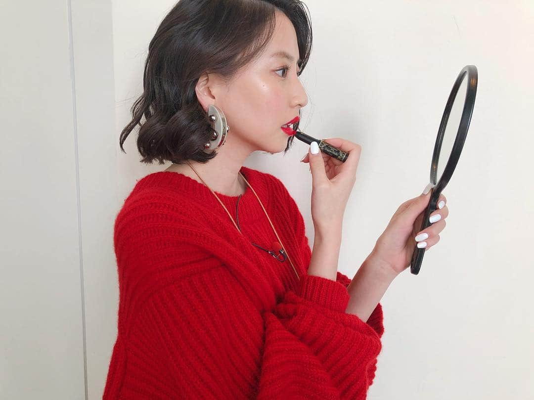 河北麻友子さんのインスタグラム写真 - (河北麻友子Instagram)「🖍🖍🖍 色も持ちも抜群。 全色アップしたので気になる方は前の投稿を見てみてねん！ LIPS:  クレヨンマットリップ０３ #CANMAKETOKYO #最近ずっと #クレヨンマットリップ」10月21日 14時12分 - mayukokawakitaofficial