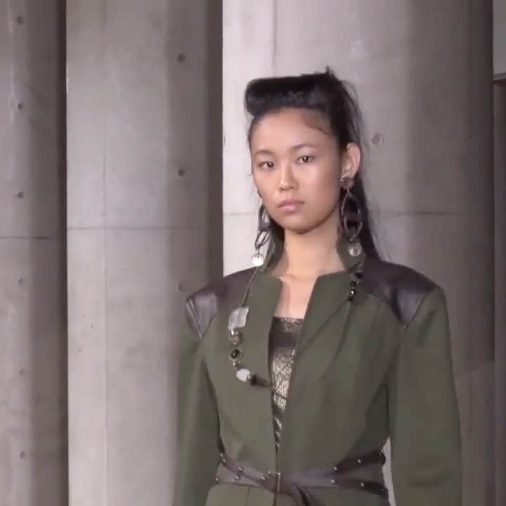芦田ユリナのインスタグラム：「Last fashion week post for this season 👡Original video by @amazonfwt 🎞 #TaeAshida #amazonfashionweek #afwt」