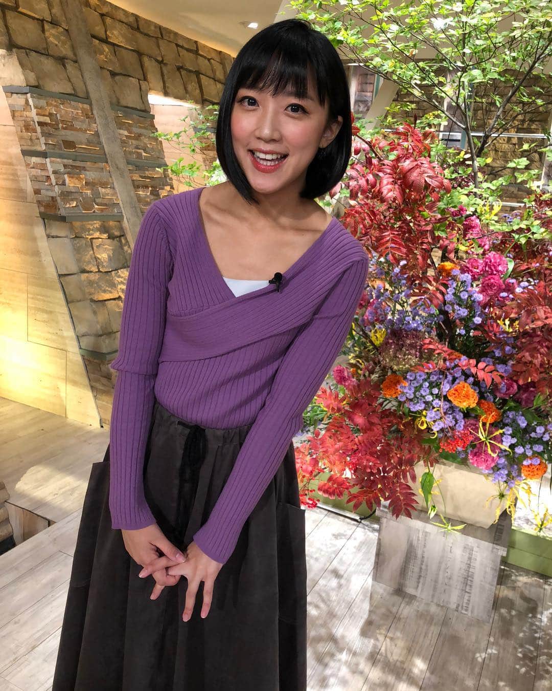 竹内由恵さんのインスタグラム写真 竹内由恵instagram 先週の衣装提供ブランドをタグ付けしました 参考にしていただけたら嬉しいです １枚目 ニット スカート Luftrobe ルフトローブ 2枚目 ブラウス Luftrobe ルフトローブ スカート Superior Closet