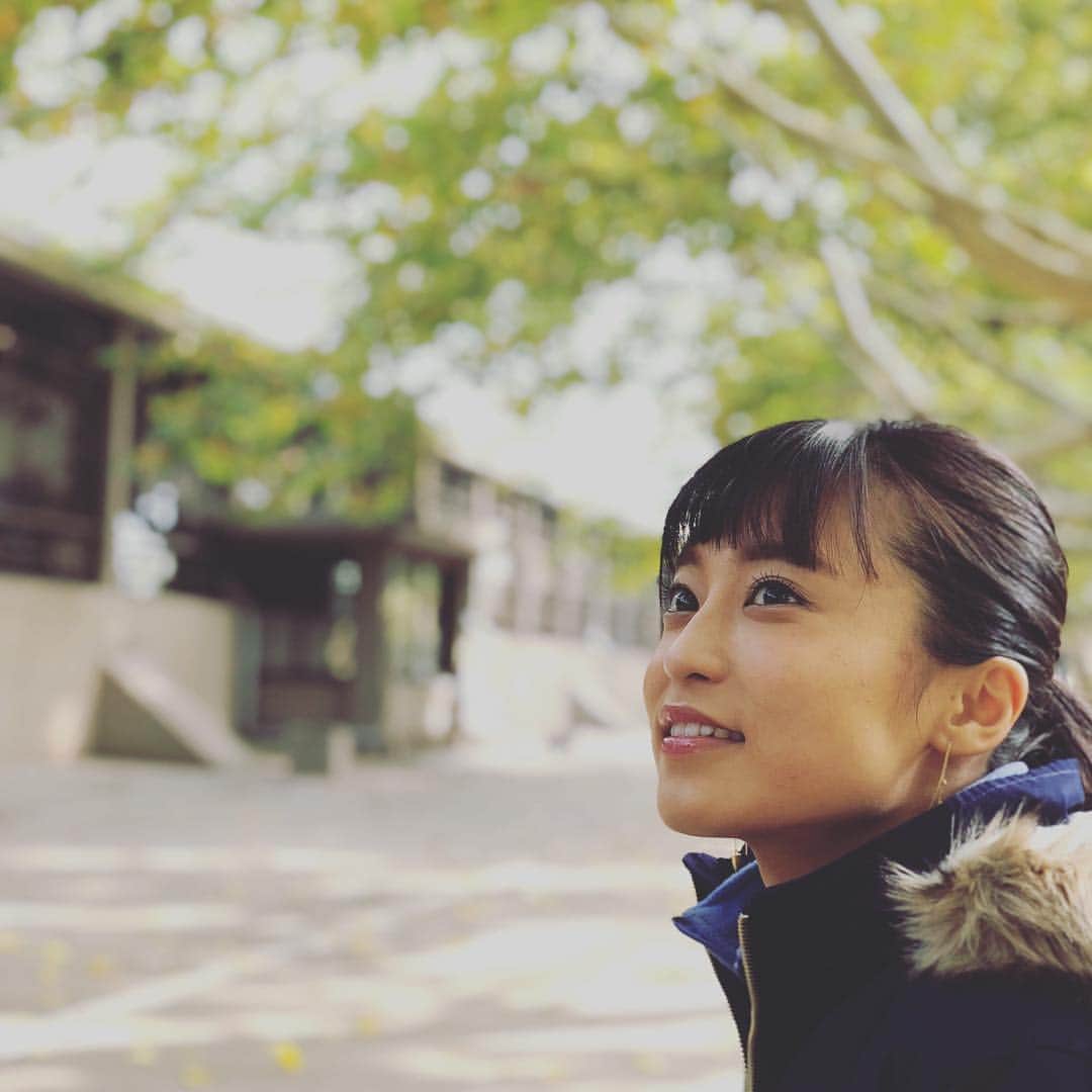 小島瑠璃子さんのインスタグラム写真 - (小島瑠璃子Instagram)「☀️ 早上好！ 今天天气很好👌🏻 万事如意🐰」10月22日 11時10分 - ruriko_kojima