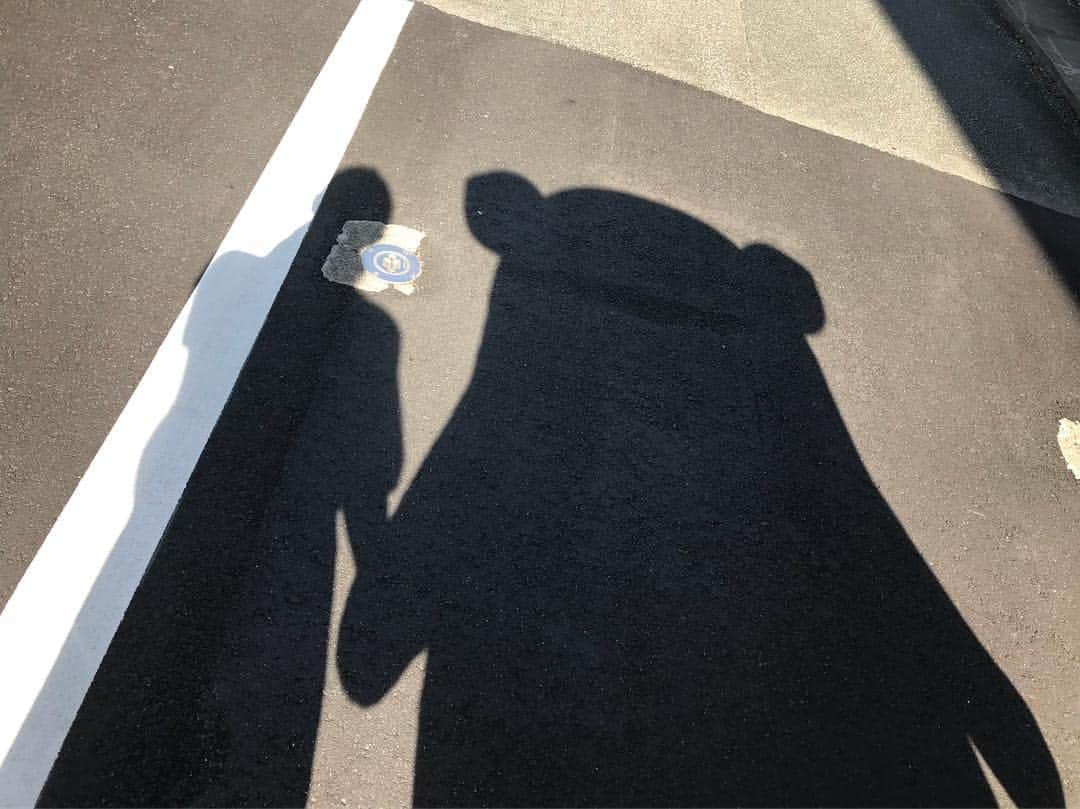 速水里彩さんのインスタグラム写真 - (速水里彩Instagram)「. 気持ちが良い秋晴れの下、ロケです🌞💕 相方は...」10月22日 11時25分 - hayami.risa