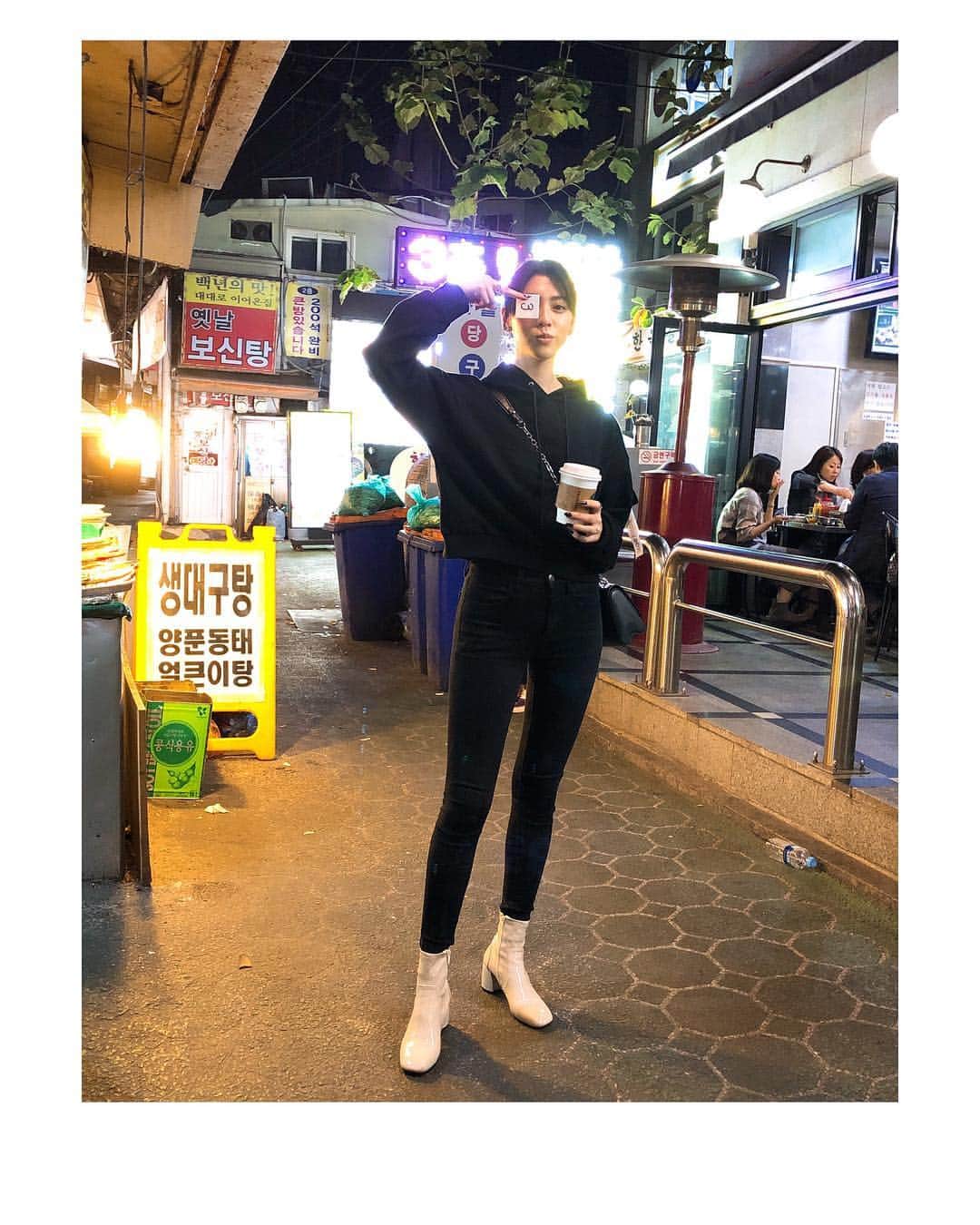 三吉彩花さんのインスタグラム写真 - (三吉彩花Instagram)「이번여행은짧은시간이여서많이아쉬웟어여 ㅠㅜㅜㅜ 저는패션이나문화가정말좋아해요.(당연히음식도!!ㅋㅋㅋ) 다시한국에서활동할수잇도록열심히노력할께요.  많이 사랑하고 응원해주세요 ㅋㅋ  今回はすごく短い韓国の旅でした。 私はファッションや文化がとても大好きです。(もちろんご飯も。笑)  また韓国で仕事ができるようにたくさん努力するので、皆さん期待していてくださいね。  たくさん愛してください〜^ ^」10月22日 11時59分 - miyoshi.aa