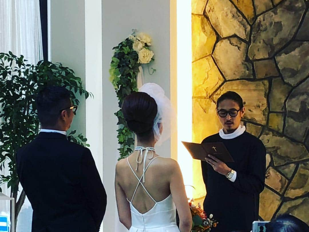 窪塚洋介さんのインスタグラム写真 - (窪塚洋介Instagram)「Happy Happy Wedding!!! Daisuke♡Miki,Happily Ever After!! #envue #shunoguri  #akirasasaki  #jumbomaatch  #takafin #pikkal #honoya #amato #pinky #yosukekubozuka」10月22日 12時00分 - yosuke_kubozuka