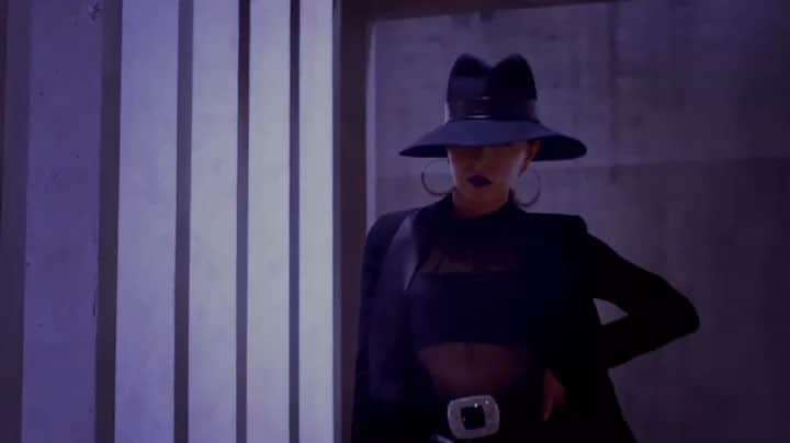 BoAのインスタグラム：「WOMAN #woman teaser#2 10.24 https://youtu.be/e6EKc8VLGLA」