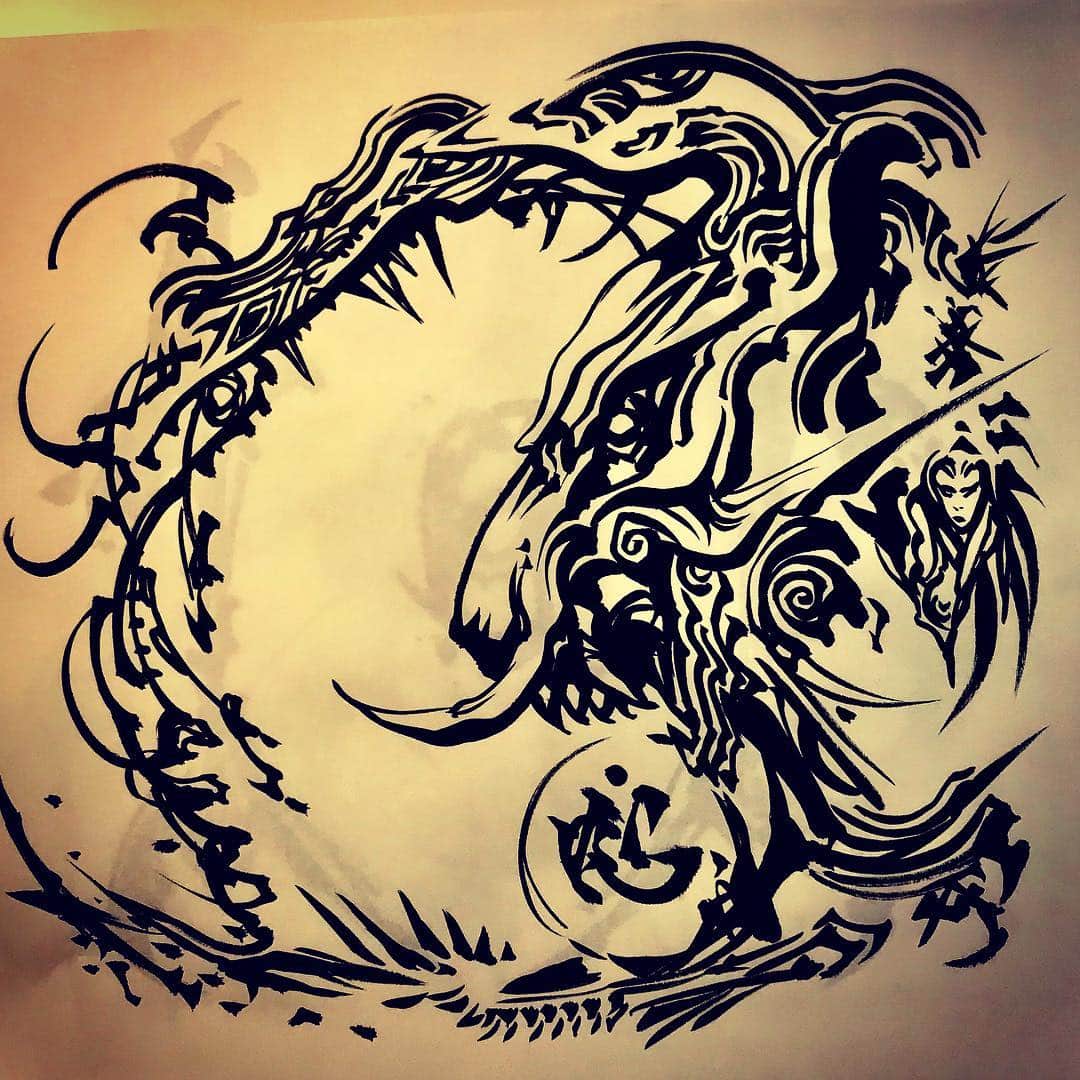 雨宮慶太さんのインスタグラム写真 - (雨宮慶太Instagram)「#dragon #monster #dotart  #アート #japan  #Asia  #doddle  #sketch #woman #fairy #creature #pencil #draw  #drawing #instagood #draw #art  #illust  #illustration」10月22日 16時28分 - keitaamemiya