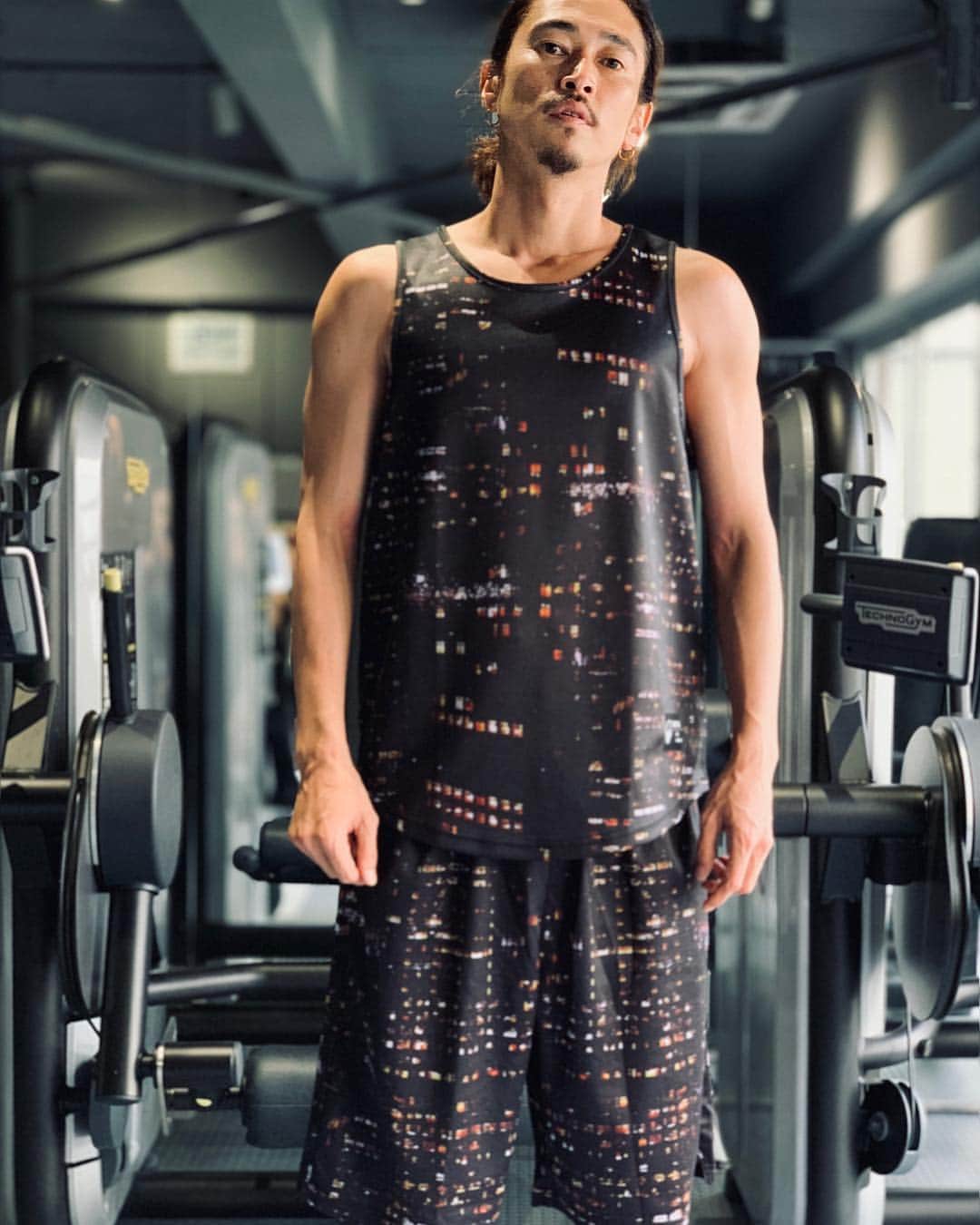 窪塚洋介のインスタグラム：「#yosukekubozuka  I'm wearing @basketcount_brand  @basketcount2009  #basketcount for Work Out.」