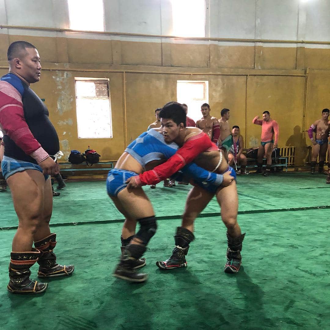 大野将平さんのインスタグラム写真 - (大野将平Instagram)「mongol sumo🇲🇳 #mongol#sumo#training」10月22日 22時33分 - ono0203