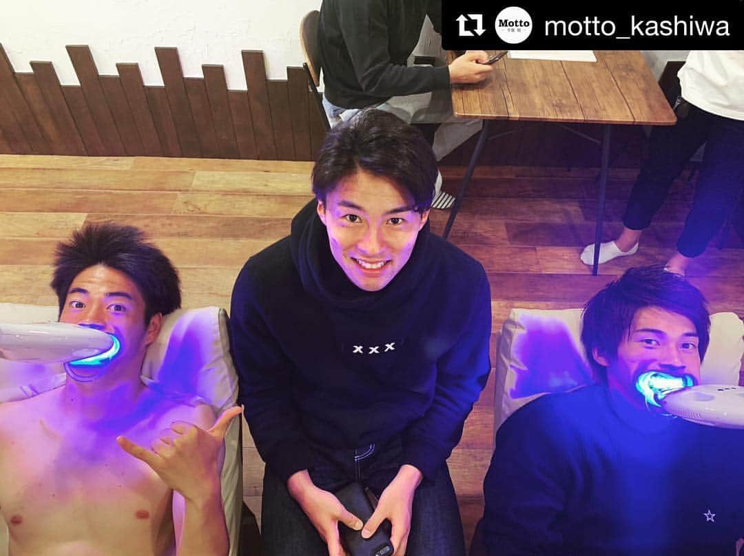 中山雄太のインスタグラム：「3人でお邪魔してきました！ ありがとうございます！ みなさんもぜひ！ @motto_kashiwa  #脱毛#ホワイトニング#毒素排出 #小顔矯正#シミ#シワ#痩身」