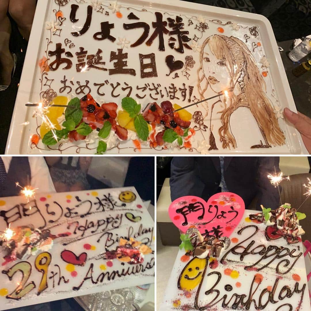 門りょうさんのインスタグラム写真 - (門りょうInstagram)「皆さんから頂いた誕生日ケーキ総集編🎂 生クリームが大好きなので最高でした💕 沢山頂いて全部載りきらないので何個か画像まとめた🤢 ありがとうございました🎂🍓 最後の1枚はハリーの担当さんから頂いたお花💐」10月23日 21時29分 - rio19891015