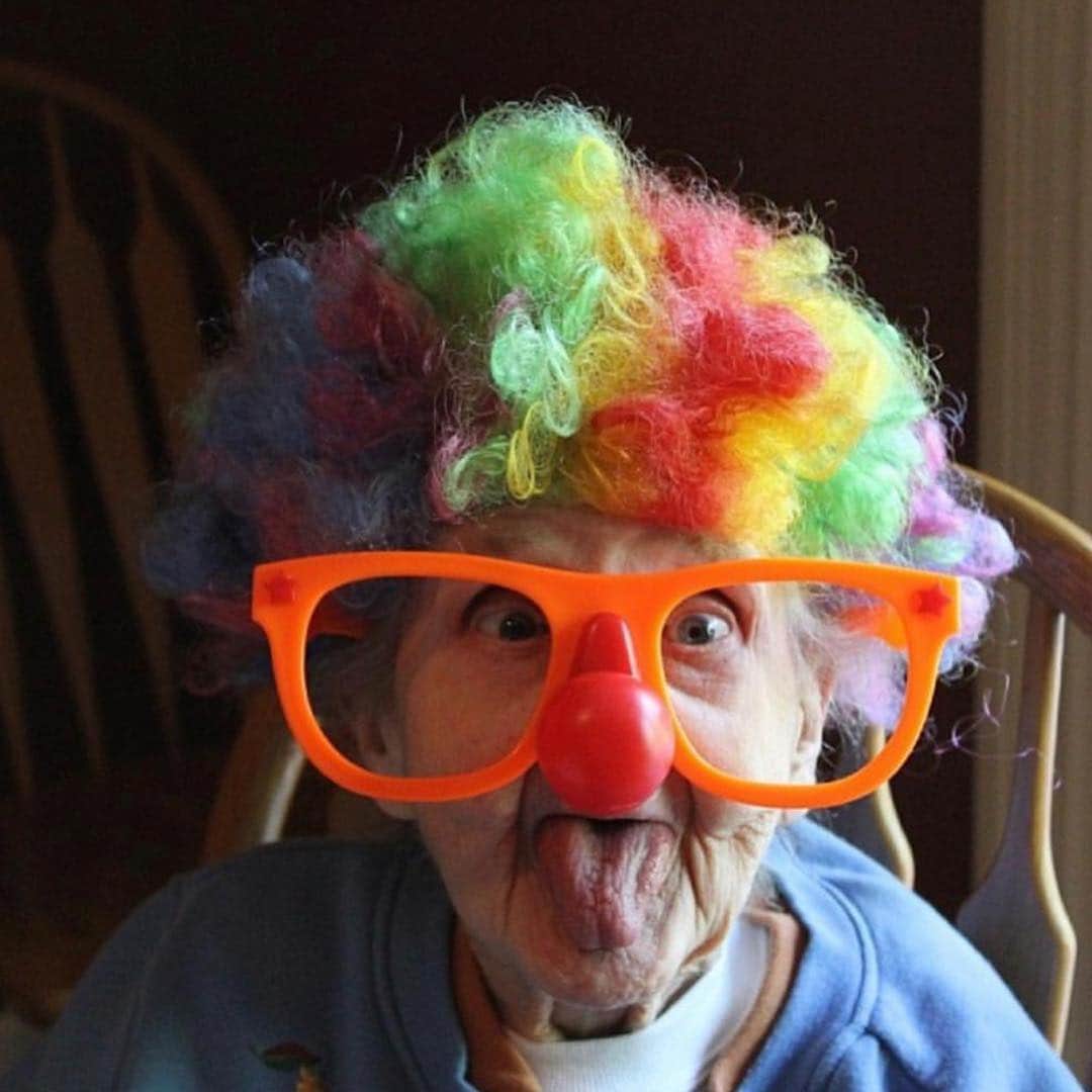 Grandma Bettyのインスタグラム：「Happy Heavenly birthday, silly Grandma. ❤️ #Smile #BeHappy #StayHappy #happybirthday」