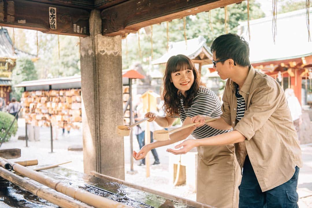 Famarryのインスタグラム：「Photo shoots aren't just about posing for the camera... They're about making memories with your loved ones. #YewkongPhotography 単なる記録ではなく、愛の記憶を残し続けるために。 ーーーーーーーーーーーーーーーーーーーーーーー Remember your vacation forever, by booking a photographer! Creative. Affordable. The sky’s the limit. Take photos with your life partner, wherever your heart desires. Check out our website! どこでもフォトウェディングの最高の舞台に。もっとクリエイティブに、もっと自由に。最安値で理想の撮影を実現。 国内、海外の700人以上のプロフォトグラファーが登録。ロケーション、ウェディング当日撮影、ハネムーンフォトも思いのままに。 ーーーーーーーーーーーーーーーーーーーーーーー くわしくは@famarry_jpプロフィールのURLから！ #ウェディング撮影といえばファマリー #出張カメラマン#出張撮影 #前撮り #後撮り #ロケーション撮影 #ウェディングフォト #ウェディングフォトグラファー  #フォトウェディング #ウェディングフォト #ウェディングフォト  #ロケーションフォト #結婚写真 #花嫁準備 #結婚 #結婚準備 #写真家 #観光 #famarry #ファマリー #weddingphotos #destinationwedding#prewedding #preweddingphotos#weddingphotographer #tokyo #tokyophotographer #japanphotographer #traveler #weddingseason #weddingideas」
