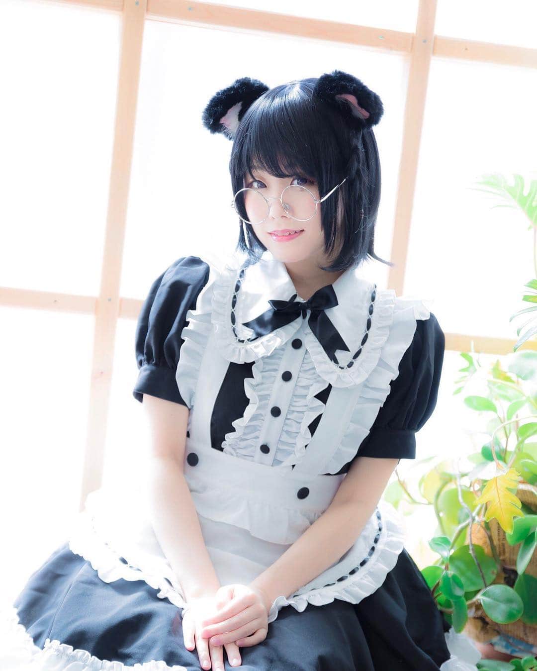 くろねこさんのインスタグラム写真 - (くろねこInstagram)「猫耳めがねメイドさん😺 #cosplay #cosplaygirl #nekomimi #猫耳 #メイド #メイド服」10月24日 17時11分 - kuronekoshi_nya