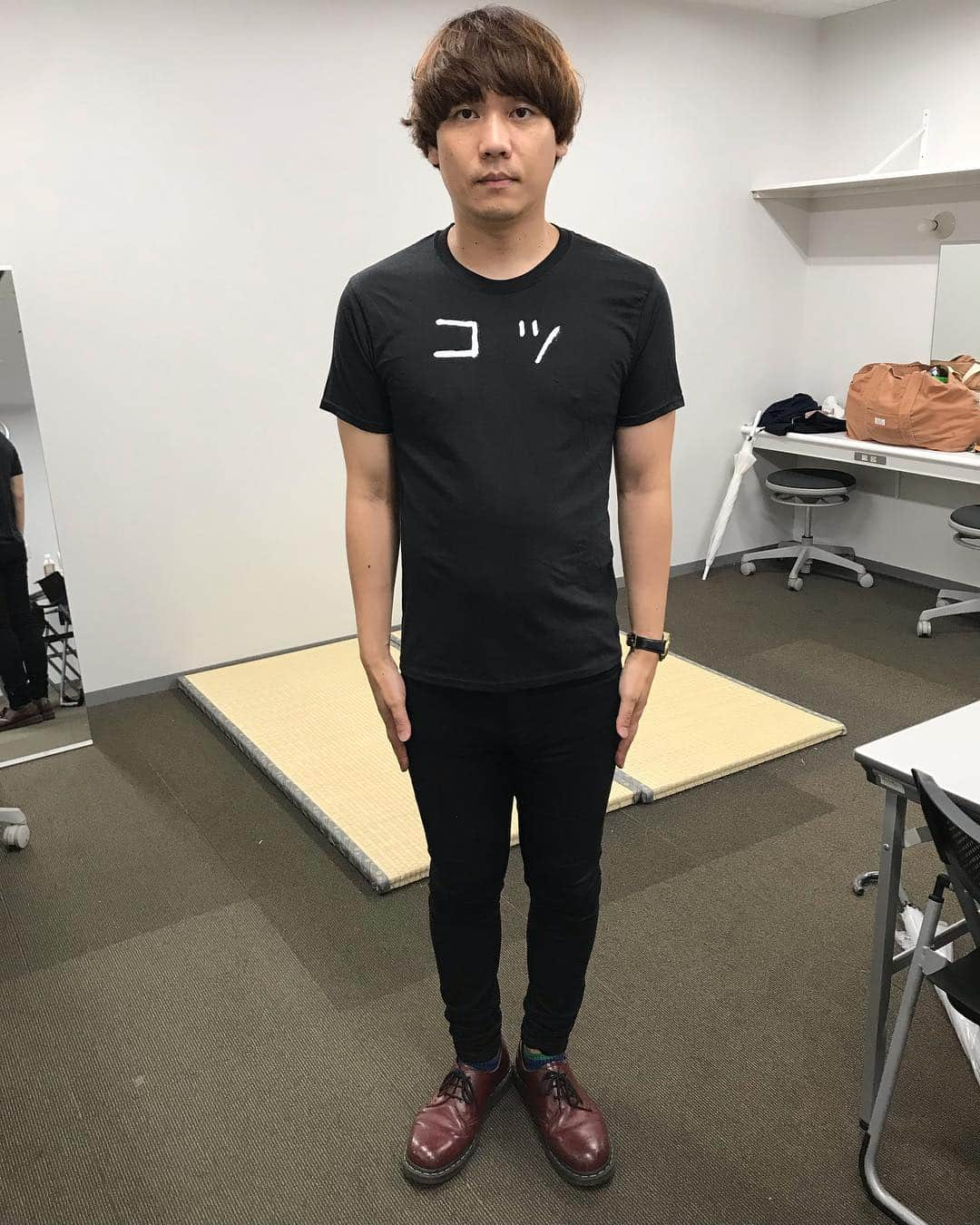 白井鉄也さんのインスタグラム写真 - (白井鉄也Instagram)「今日のTシャツ  コツ ラムネ ムチ メモ おに バック ヒゲ  2018.7/24 2018.7/25 2018.7/26 2018.7/27 2018.7/28 2018.7/29 2018.7/30  #今日のTシャツ #コツ #knack #ラムネ #ramune #ムチ #whip #メモ #memo #おに #demon #バック #Back #ヒゲ #beard #Tshirt #Throat #Sutras #新宿 #Shinjuku #幕張 #Makuhari #tbt #love #cute #instlike #instgood」10月24日 20時25分 - shiraichimon