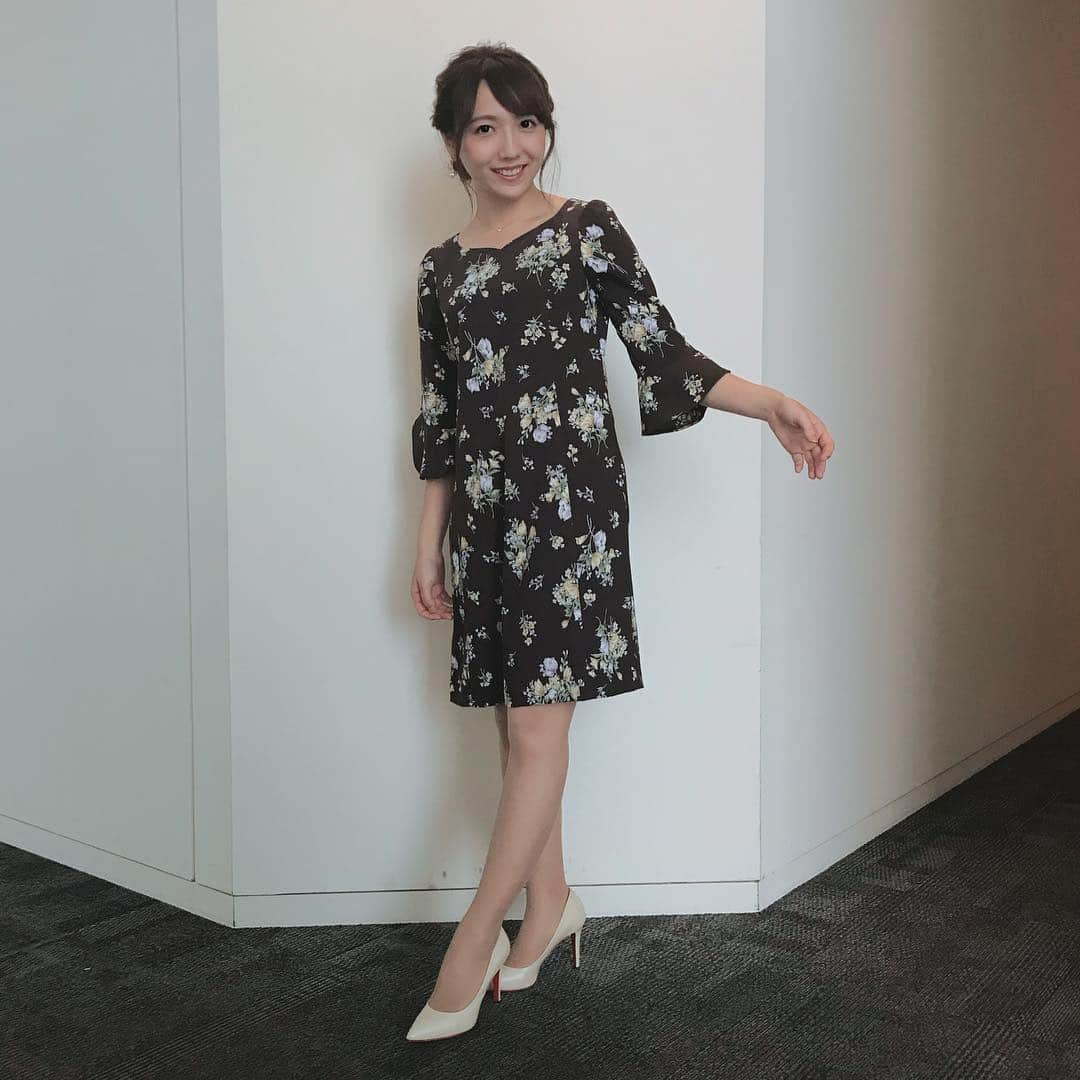 森遥香さんのインスタグラム写真 - (森遥香Instagram)「久しぶりに同期で元静岡第一テレビアナウンサーの山田桃子ちゃんと会えました☺️❤️ ZIP!のお花見中継やナツナビでお馴染みでしたが、今は女優の道を進んでいます！尊敬するお友達の一人✨ 新しいことを初めた同士、共感できることがたくさんあって、前向きな桃ちゃんから元気をもらえました💪 突然だったけどありがとう！ 今度は餃子を作ろう😋❤️ . . 昨日の #ZIP! でお借りした衣装です👗(2枚目) 明日も ZIP! に出演します🤲初豊洲市場でした！ ぜひご覧ください✨ それではまた明日〜！おやすみなさい💤 . ワンピース/ @mischmasch_official」10月24日 20時17分 - moriri_h