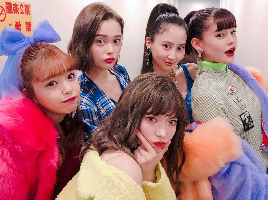 河北麻友子さんのインスタグラム写真 - (河北麻友子Instagram)「💛💙💖🧡💜 #ViViNight #びびないと」10月24日 22時39分 - mayukokawakitaofficial