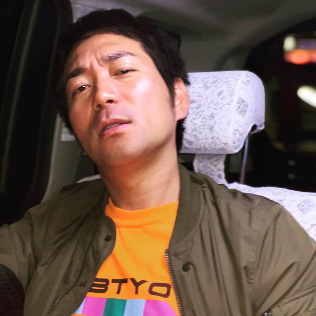 のインスタグラム：「大阪させて頂きました！ #スーパーマラドーナ #武智さん #インディアンス田渕一緒よ！ #いつもありがとうございます！」