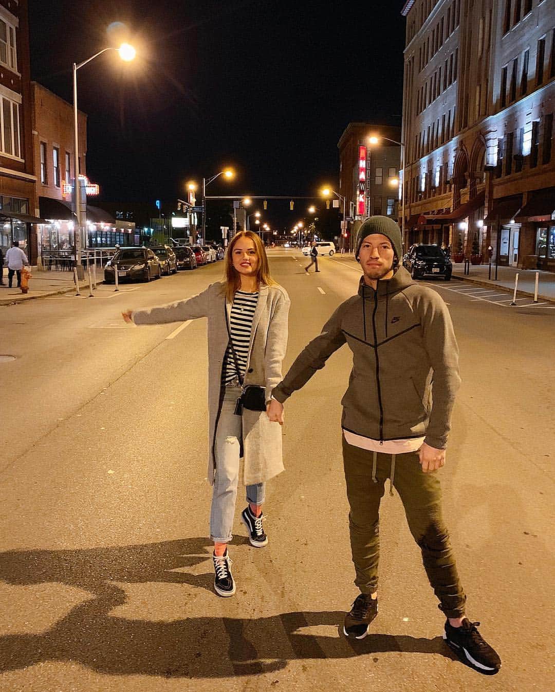 のインスタグラム：「I like Columbus in the fall」
