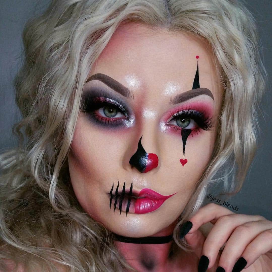 BH Cosmeticsさんのインスタグラム写真 - (BH CosmeticsInstagram)「The circus is in town... and @jess_blends is headlining with this hot Halloween look!🤡 She chose tons of BH faves for this skull clown effect that's equally scary and sultry. See full product list below!😈 . 🎪 Naturally Flawless Liquid Foundation in #205 Fair Golden 🎪 Studio Pro Total Coverage Concealers in #101 and White 🎪 Blacklight Highlight palette 🎪 Base Booster Glitter & Shadow Glue 🎪 Aurora Lights palette 🎪 Take Me Back to Brazil palette 🎪 Glitter Collection in Amethyst and Chameleon 🎪 Liquid Lipstick in Glory 🎪 Marble Luxe Brush Set . Link in bio to shop! #makeup #makeuplooks #halloweenmakeup #makeuppalette #glitter #sparklymakeup #complexion #complexionmakeup #shadow #shadowlooks #bhcosmetics」10月26日 9時10分 - bhcosmetics