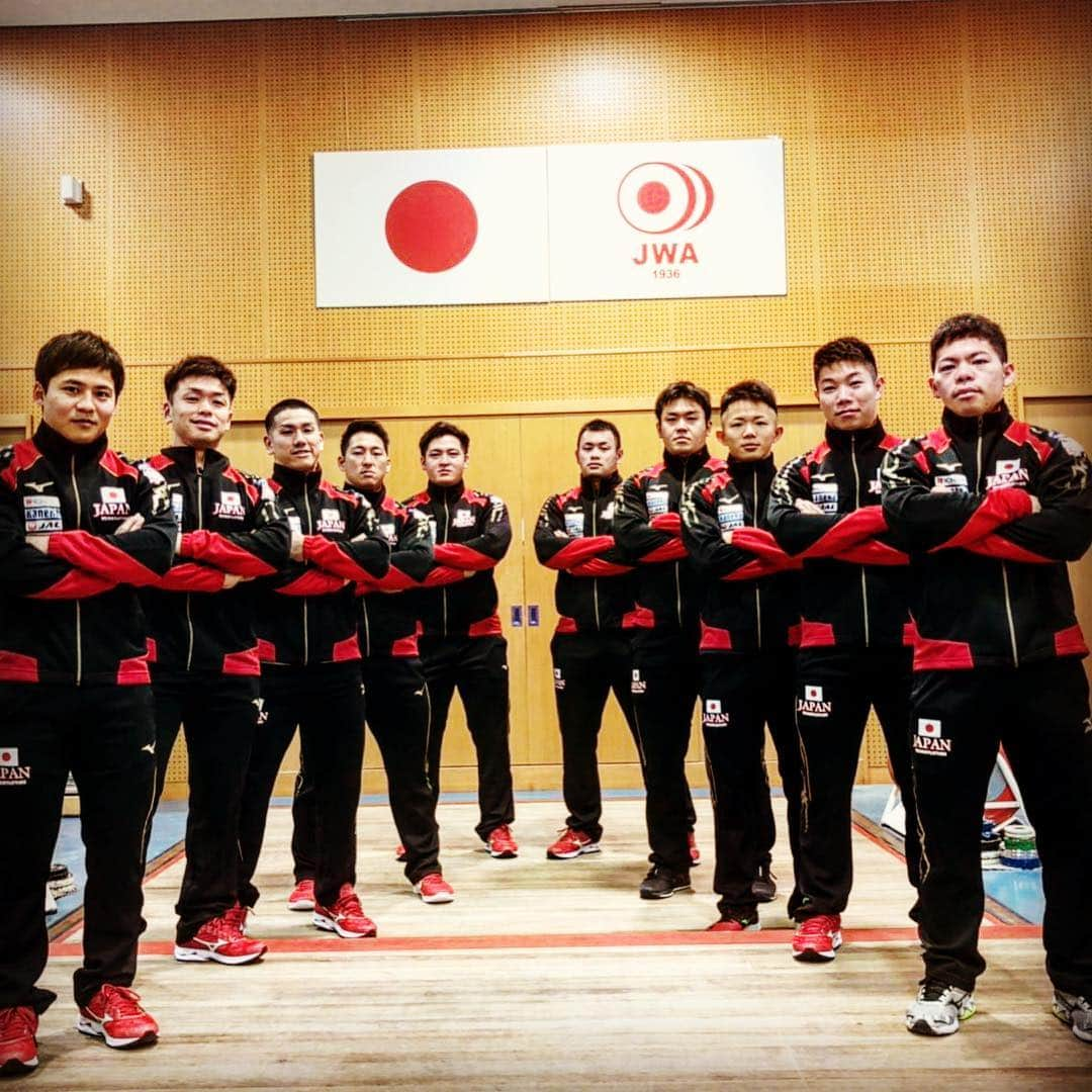 山本俊樹さんのインスタグラム写真 - (山本俊樹Instagram)「#weightlifting #snatch #cleanandjerk #squat #deadlift #nikeromaleos2 #LiftersHigh #CandK #METCON #耐えて勝つ #率先垂範 #ウエイトリフティング #重量挙げ #山本俊樹 #hookgrip」10月26日 13時37分 - toshikis170j215