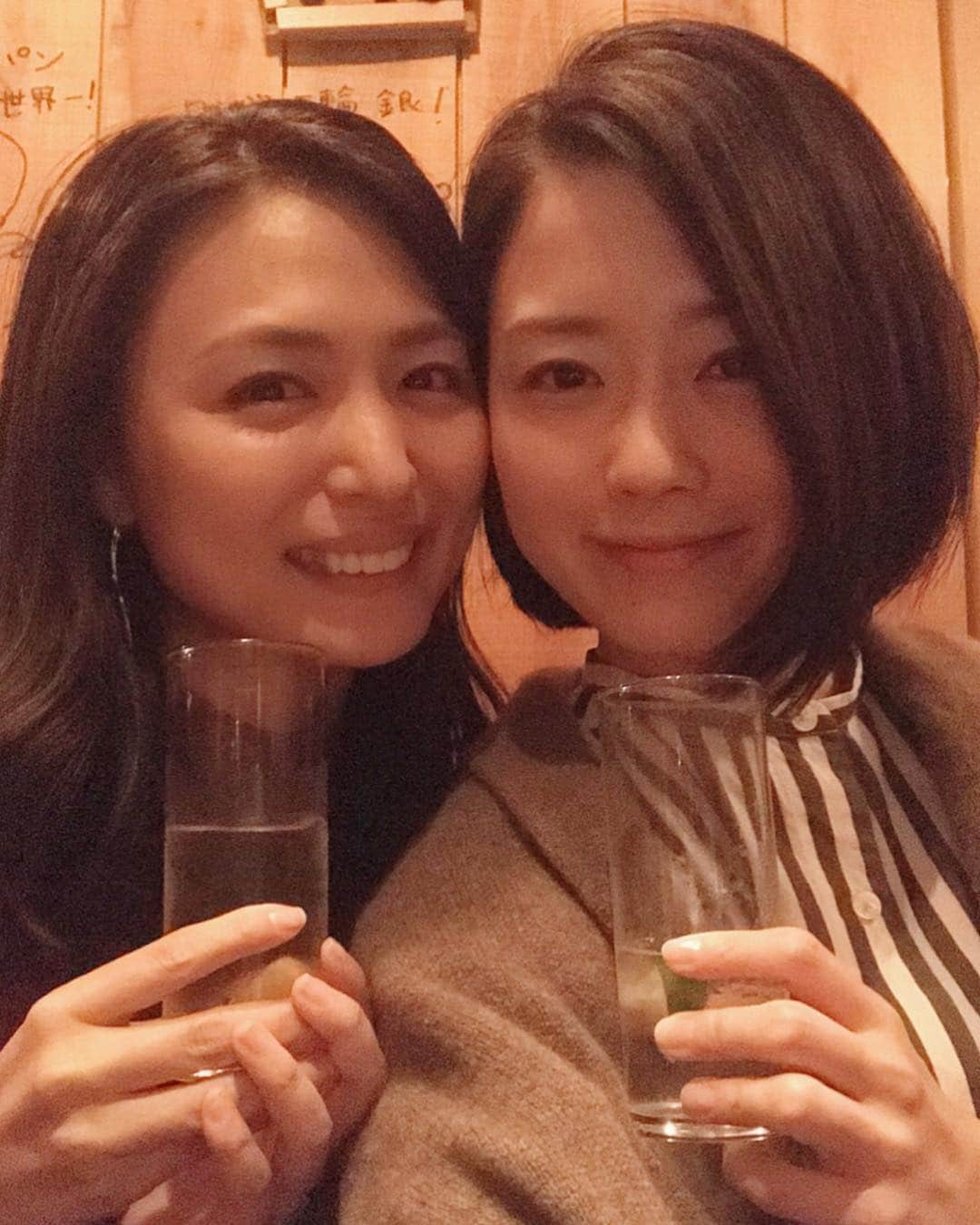 原田佳奈さんのインスタグラム写真 - (原田佳奈Instagram)「安定のゆきえ、いつかの夜デート🥂  #川村ゆきえ #今日フライデー発売日 #袋とじだから買ってね #来週はアレも発売だし #再来週もアレだし #ゆきえ祭りだよ #写真見せてもらったがやばかった #みなさんチェックヨロシクお願いします」10月26日 16時19分 - kanaharada1211