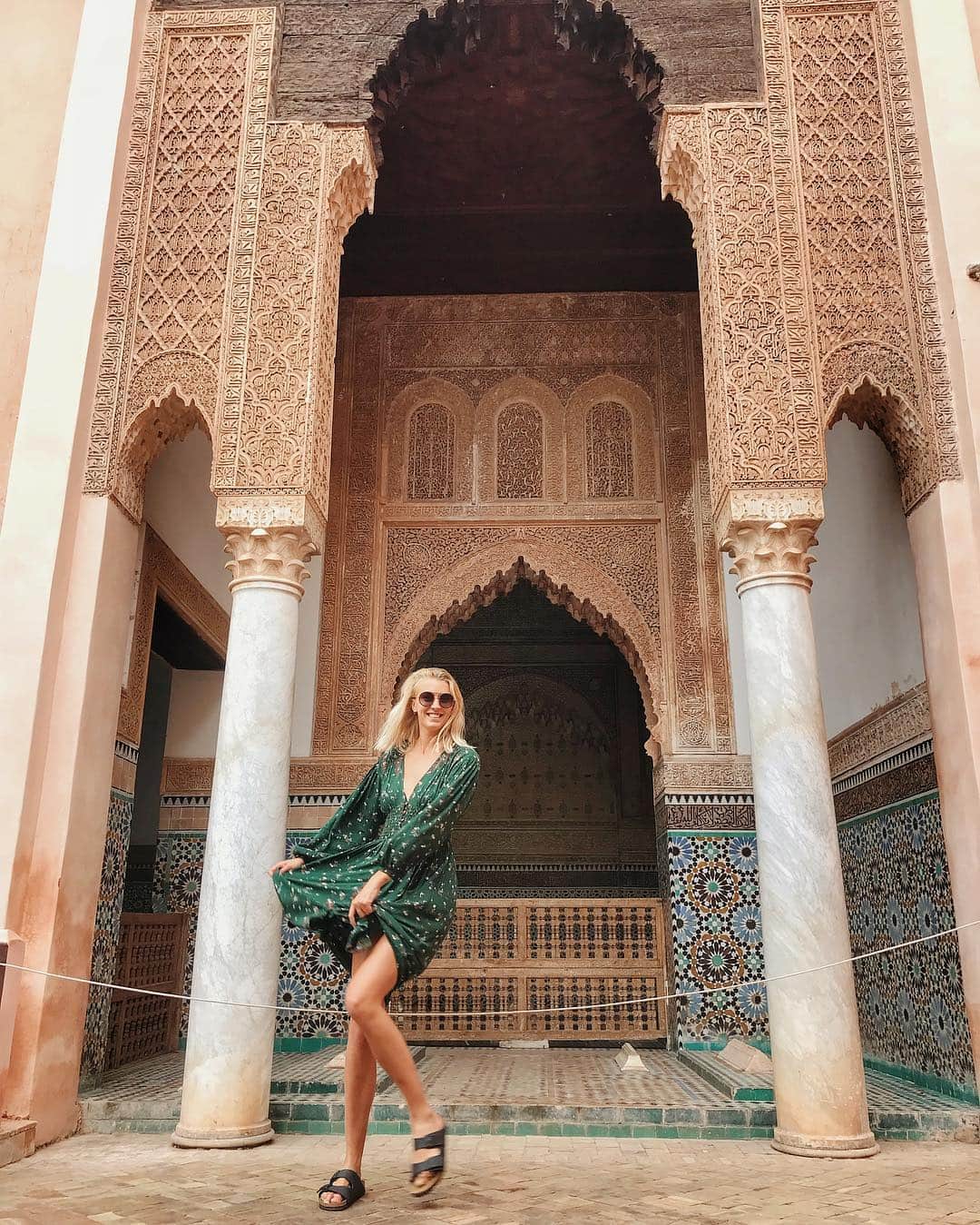 Zanna Van Dijkさんのインスタグラム写真 - (Zanna Van DijkInstagram)「Morocco Swag 🇲🇦😎 When you get bored of taking serious Instagram photos 😂📷 Day two of our Marrakesh adventures was spent exploring the beautiful city gardens, wandering through the medina streets, dining on rooftop terraces and venturing into palaces and tombs. I’m falling more in love with the architecture, culture and character of Marrakesh every day 😍 See more on my Instagram stories 🌎❤️ #Marrakesh #Morocco #exploremore #wanderlust #visitmorocco #saadientombs」10月27日 2時04分 - zannavandijk
