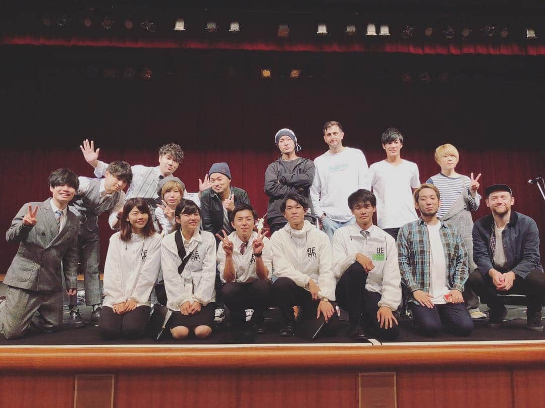 のインスタグラム：「関西外大祭！  #official髭男dism  #髭男 #ヒゲダン #外大祭 #StandByYou #レミショ #ヒヒラ」