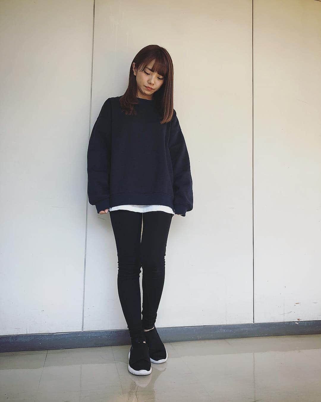 磯佳奈江さんのインスタグラム写真 磯佳奈江instagram 全部gu トレーナー Gu パンツ Gu シューズ Gu Gu ジーユー Guコーデ ジーユーコーデ Gucode ネイビー トレーナー 黒 スキニー プチプラ プチプラコーデ 身長 151cm 10月26日 21時26分