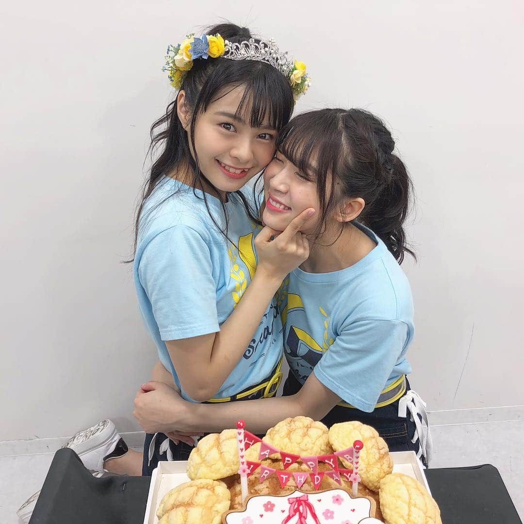 奈良未遥さんのインスタグラム写真 - (奈良未遥Instagram)「ひなたHBD☆  19歳おめでとー！ たくさんいいお写真がっ…  ぎゅっ😗😘 #本間日陽生誕祭 #本間日陽 #誕生日 #ひなぴよ #おめでとう #ラストティーン #NGT48 #チームG」11月10日 20時56分 - mihapiyo._.48