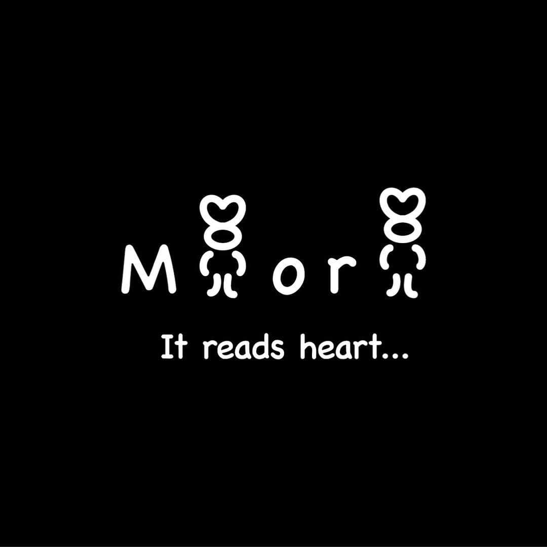 市川美織さんのインスタグラム写真 - (市川美織Instagram)「❤︎It reads heart...❤︎ ﻿ ﻿ 自分の名前を取り入れた描き下ろしロゴ😎 ﻿ ﻿ 『Miori』の『i』の部分を自分の特徴的な唇をモチーフにした人間ぽい形に仕上げてみました♪﻿﻿ ﻿ ﻿﻿ ロゴ下に書いてある英語は『It reads heart...』﻿ ﻿﻿ これを着てくれる、応援してくれる皆さんとは、﻿ 例え会えなくても離れていても『心は繋がっている』という意味を込めました♡﻿﻿ ﻿﻿ ﻿ https://aikd.official.ec/﻿ ﻿ #AiKD #tシャツ #デザイン #市川美織 #logo」11月10日 13時01分 - miori_ichikawa