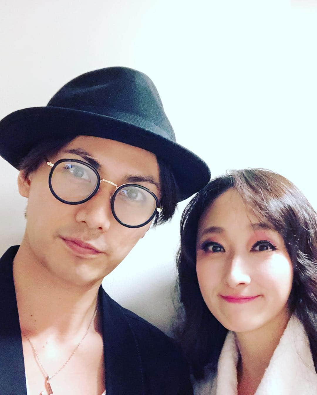 花總まりさんのインスタグラム写真 - (花總まりInstagram)「凰稀かなめちゃんと加藤和樹君が観に来てくれました(^^) 「1789」が懐かしい😅 今は今のマリーで埋め尽くされている私🤗」11月10日 17時35分 - hanafusamari_official