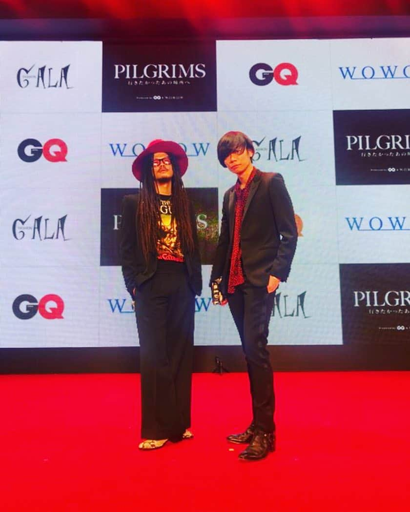 [ALEXANDROS]さんのインスタグラム写真 - ([ALEXANDROS]Instagram)「お呼ばれ。おめかし。洋平&サトヤス #fashiongala  #gq」10月27日 12時25分 - alexandros_official_insta