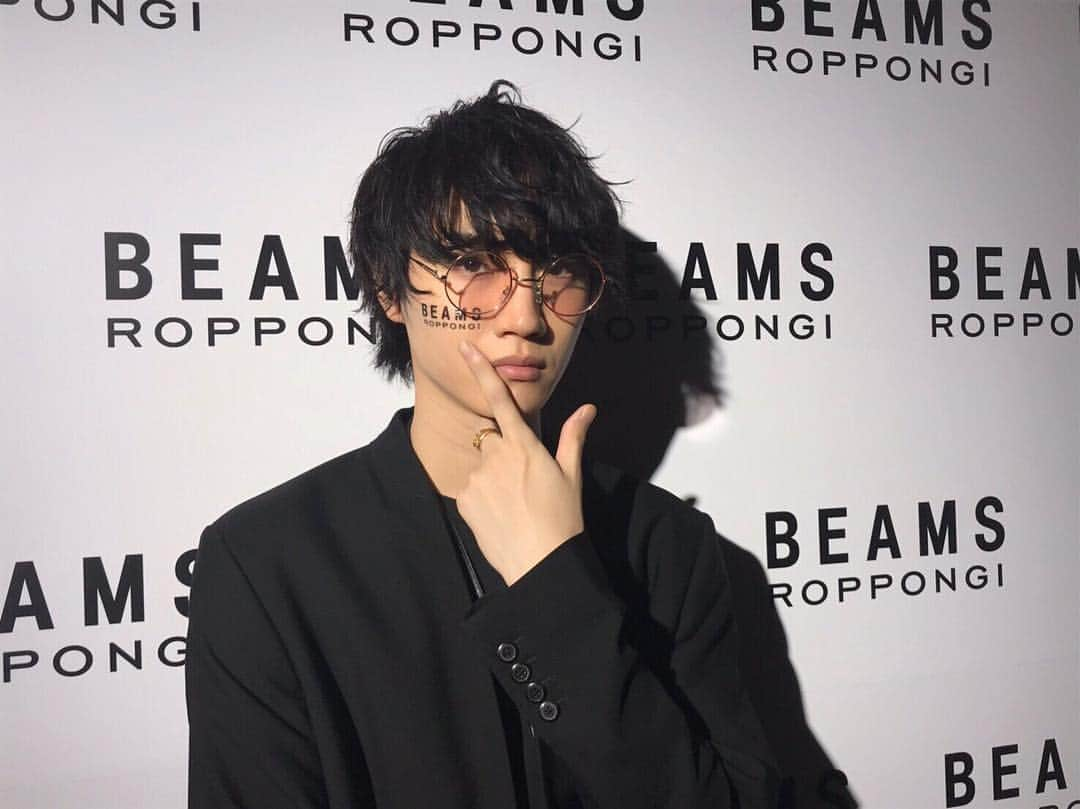 桜田通さんのインスタグラム写真 - (桜田通Instagram)「『第31回東京国際映画祭』GQ JAPANプロデュース FASHION GALA〜BEAMS ROPPONGI HILLSに出演しました。レッドカーペットのランウェイを歩かせて頂きました。GQ JAPANの人もBEAMSの人も良い人で大好きだし、何人か久々の仲間にも会えてなんだか最高の日でした。 #BEAMS #GQJAPAN #TIFF #東京国際映画祭」10月27日 6時11分 - dorisakurada