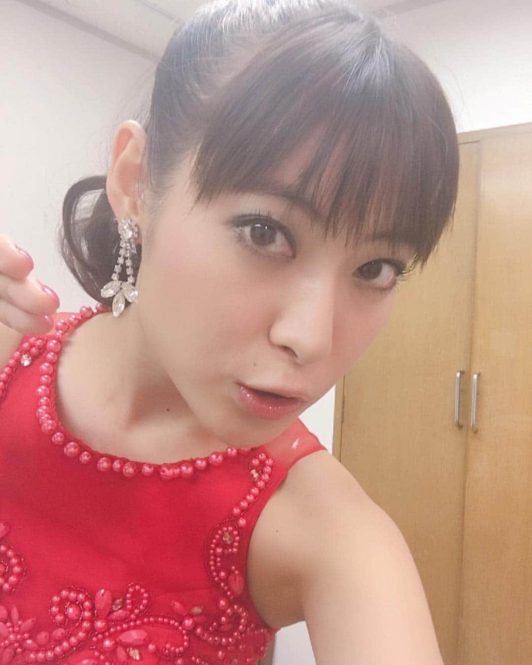 瀧本美織のインスタグラム：「11月3日放送の「SONGS」で、Endless SHOCKのメンバー皆さんとダンスナンバーを披露させていただいたのでぜひご覧ください💃✨ #nhk#songs#11月3日#堂本光一 さん #井上芳雄 さん #endlessshock#2018#リカ#ひょっこりはん」